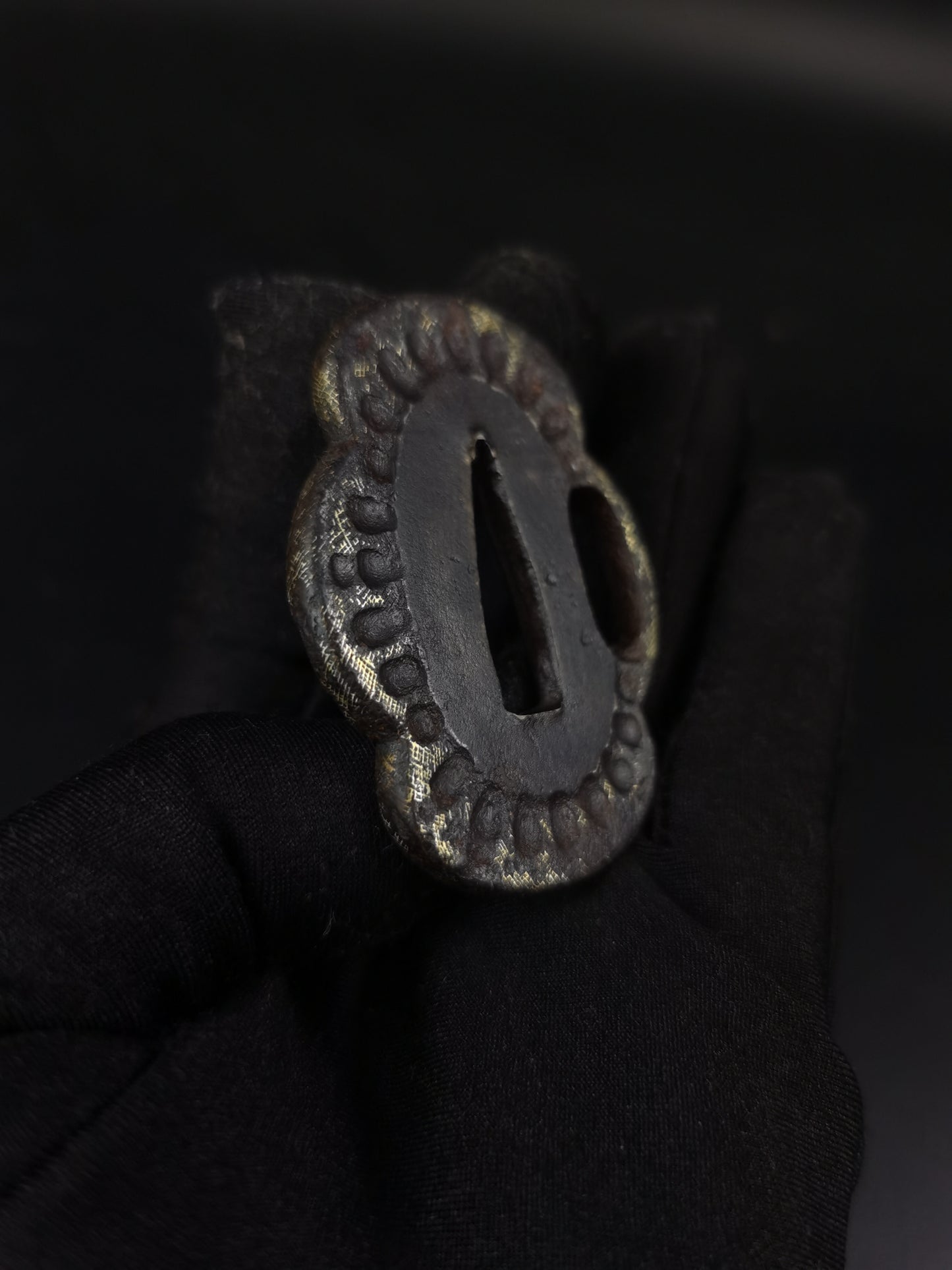 Japanese Antique Plain Tsuba for Tanto Edo Period A261