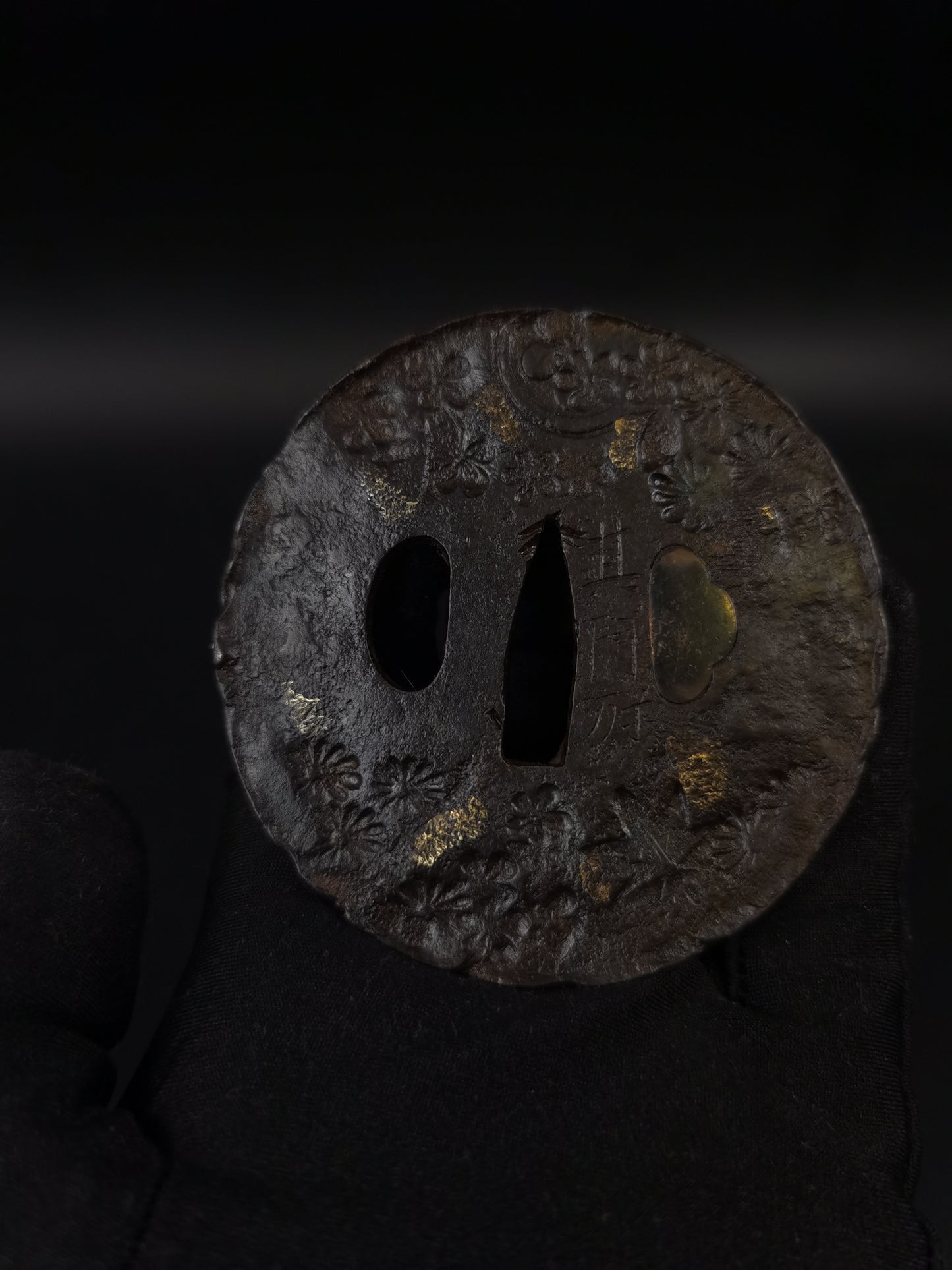 Japanese Antique Flower Tsuba for Katana and Wakziashi Edo Period A268
