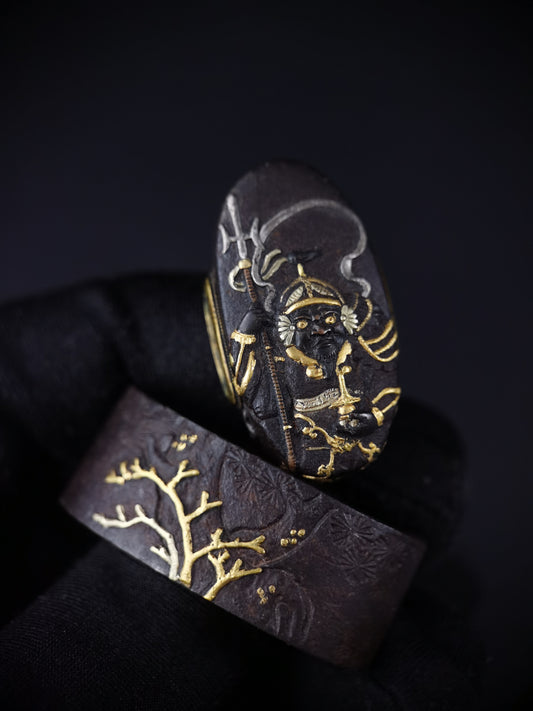 Japanese Bishamonten Pattern Fuchi Kashira for Katana and Wakziashi Edo Period Antique B121