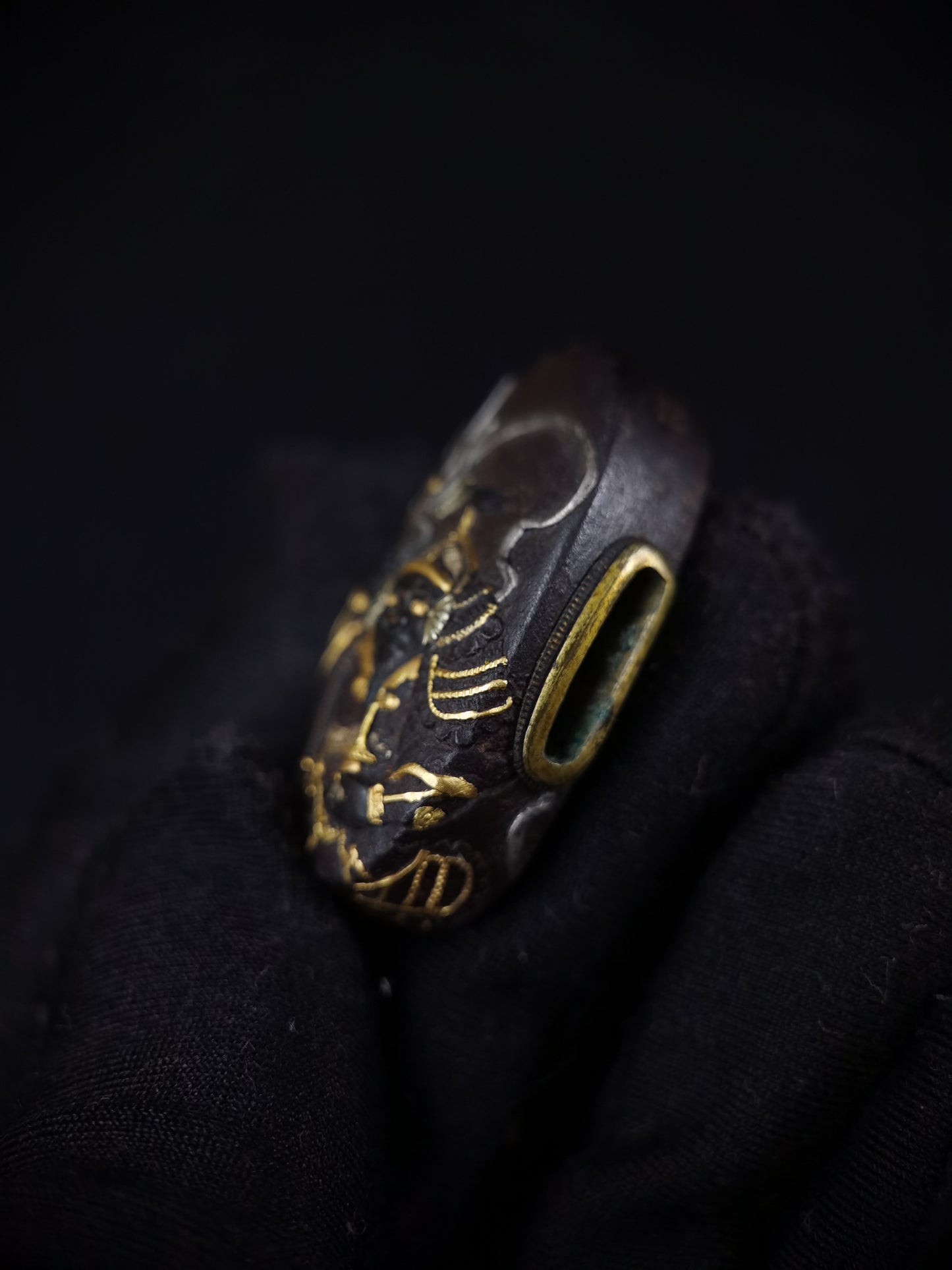 Japanese Bishamonten Pattern Fuchi Kashira for Katana and Wakziashi Edo Period Antique B121