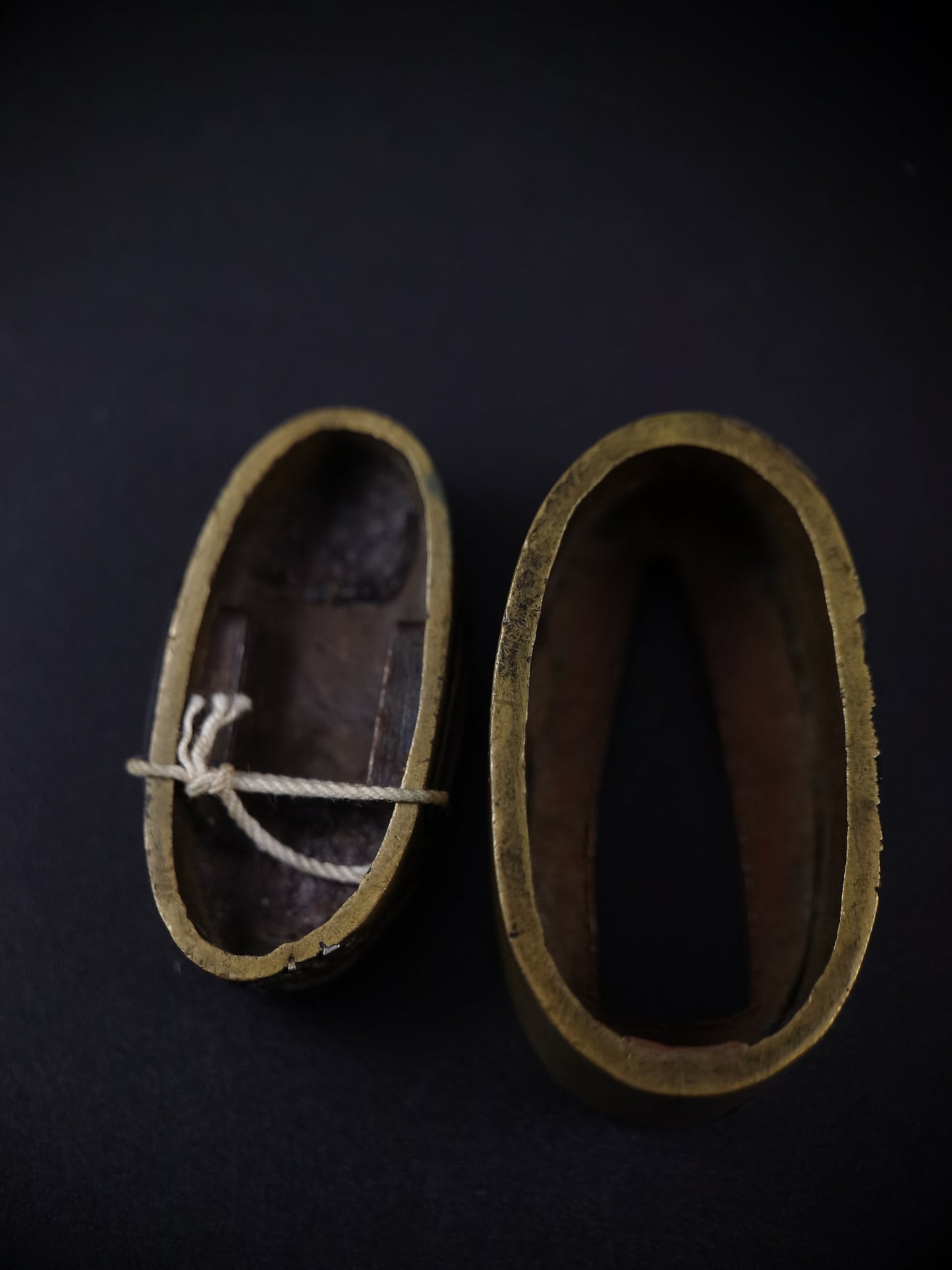 Japanese Guan Yu of the Three Kingdoms Fuchi Kashira for Katana and Wakziashi Edo Period Antique B122