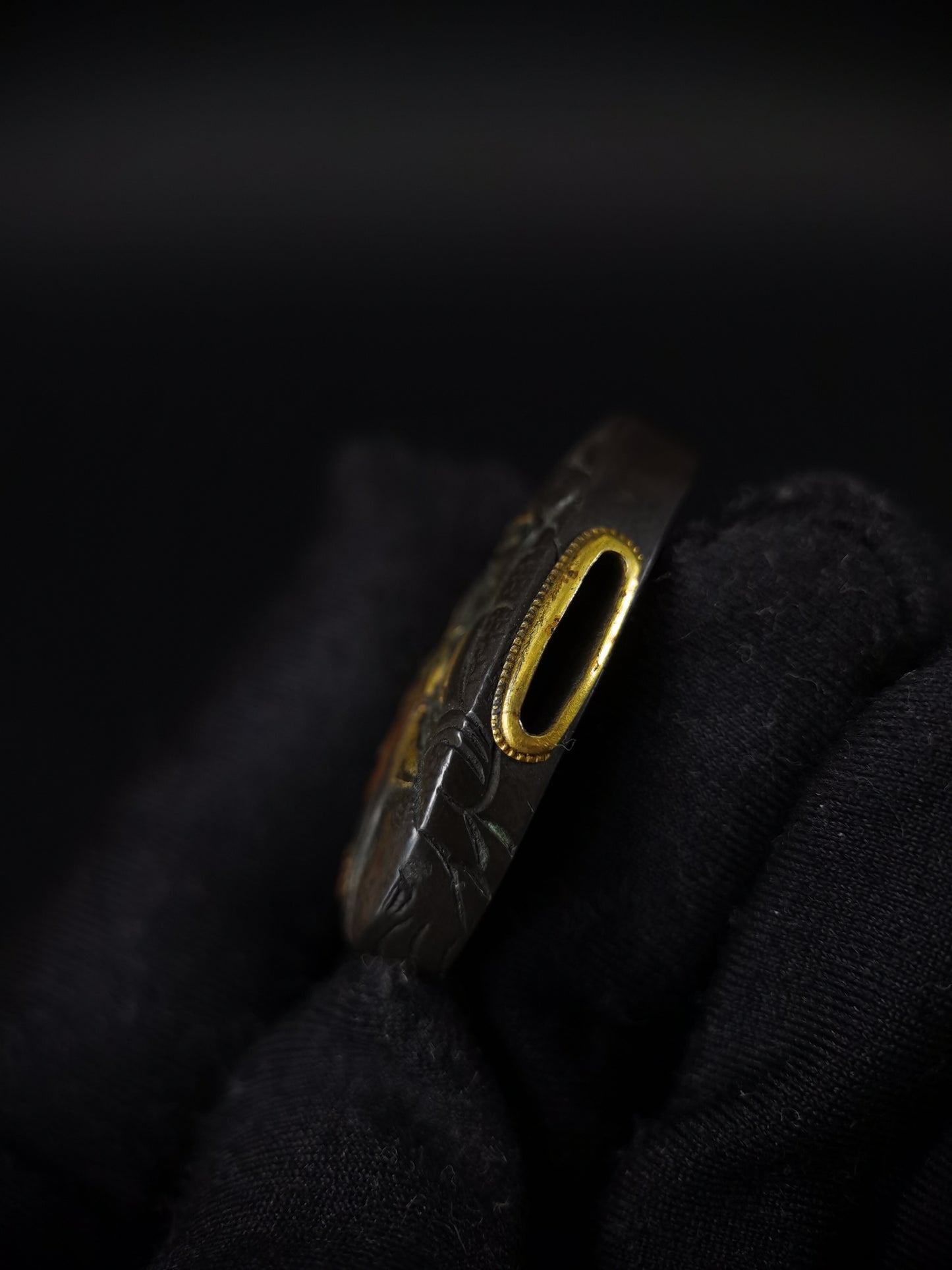 Japanese Guan Yu & Zhou Cang (Three Kingdoms) Fuchi Kashira for Katana and Wakziashi Edo Period Antique B123