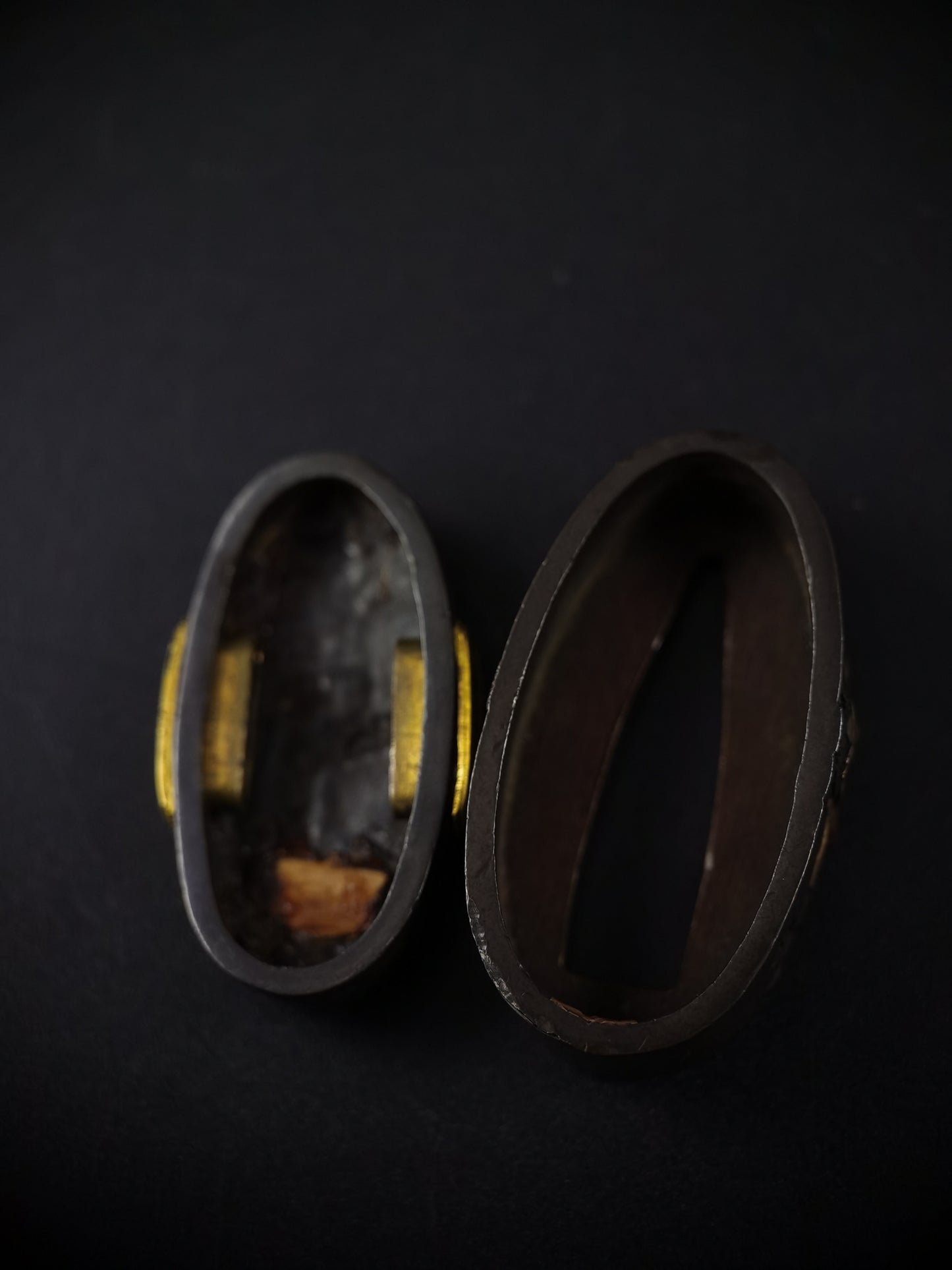 Japanese Guan Yu & Zhou Cang (Three Kingdoms) Fuchi Kashira for Katana and Wakziashi Edo Period Antique B123