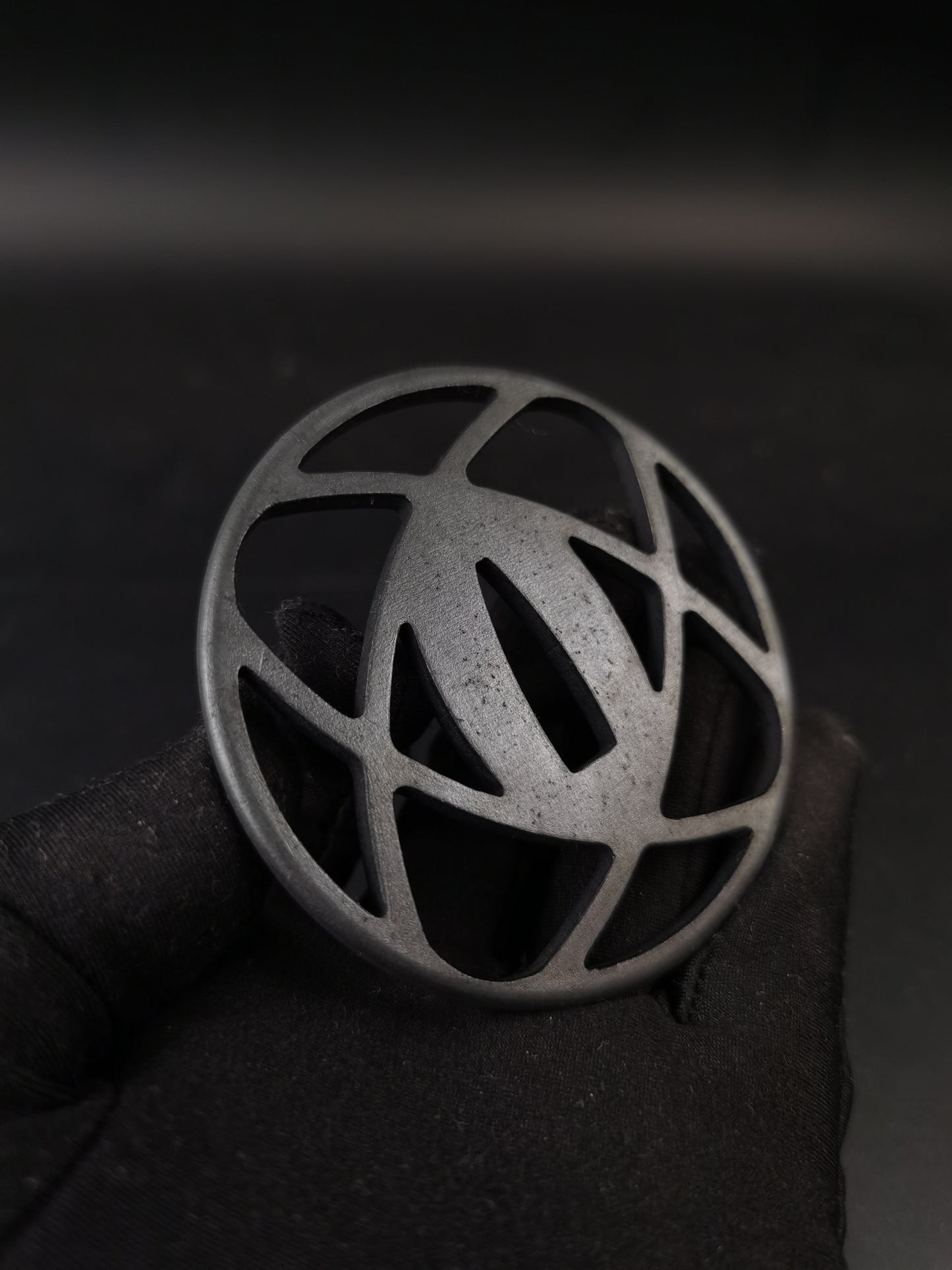 Japanese Kinban-mon Sukashi Tsuba for Katana and Wakziashi, X015