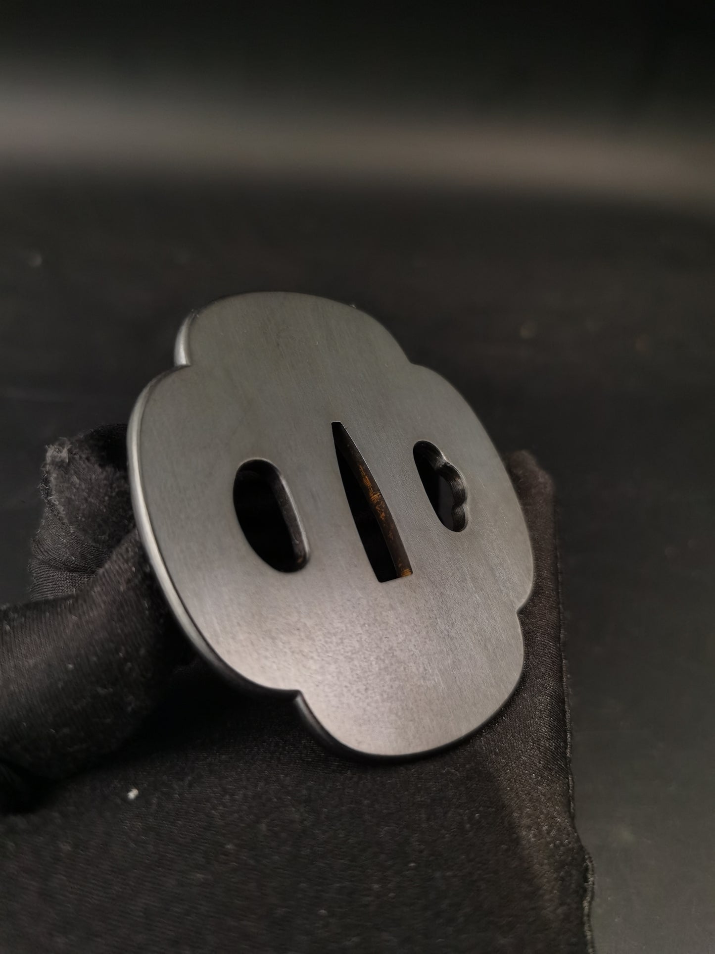 Japanese Plain Quince-shaped Tsuba for Katana and Wakziashi, X019