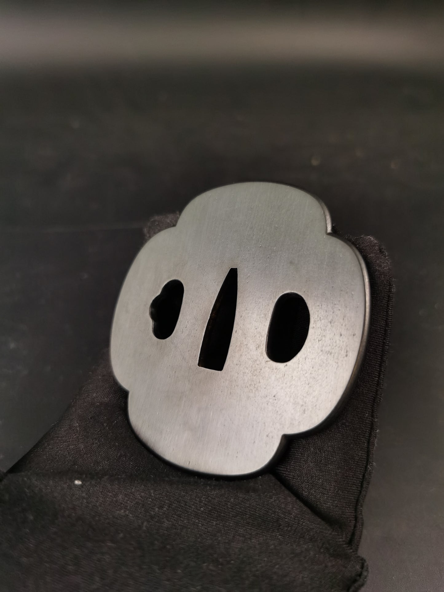 Japanese Plain Quince-shaped Tsuba for Katana and Wakziashi, X019