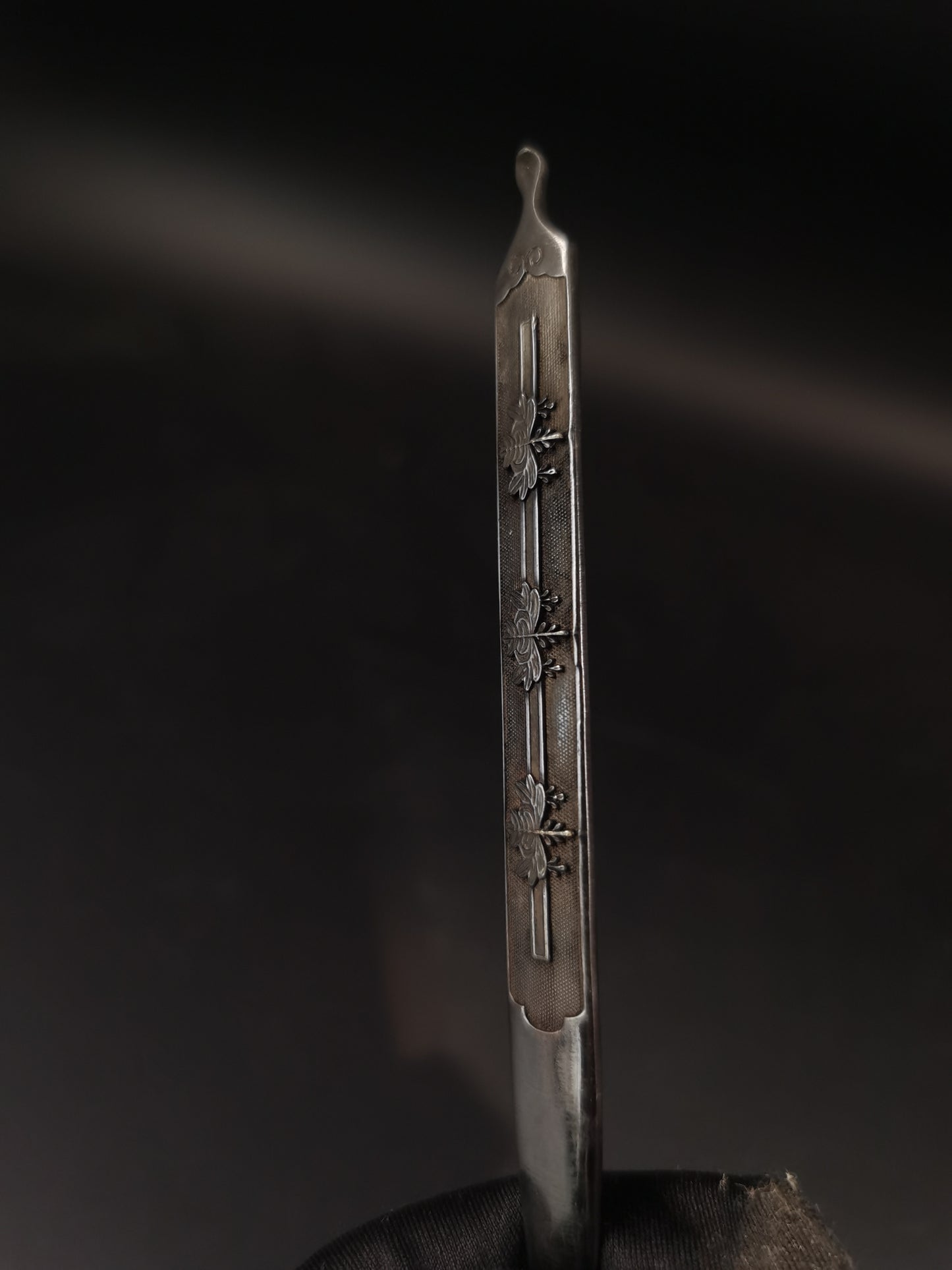 Japanese Type Kiri Mon Kogai for Wakzaishi and Tanto, Y159