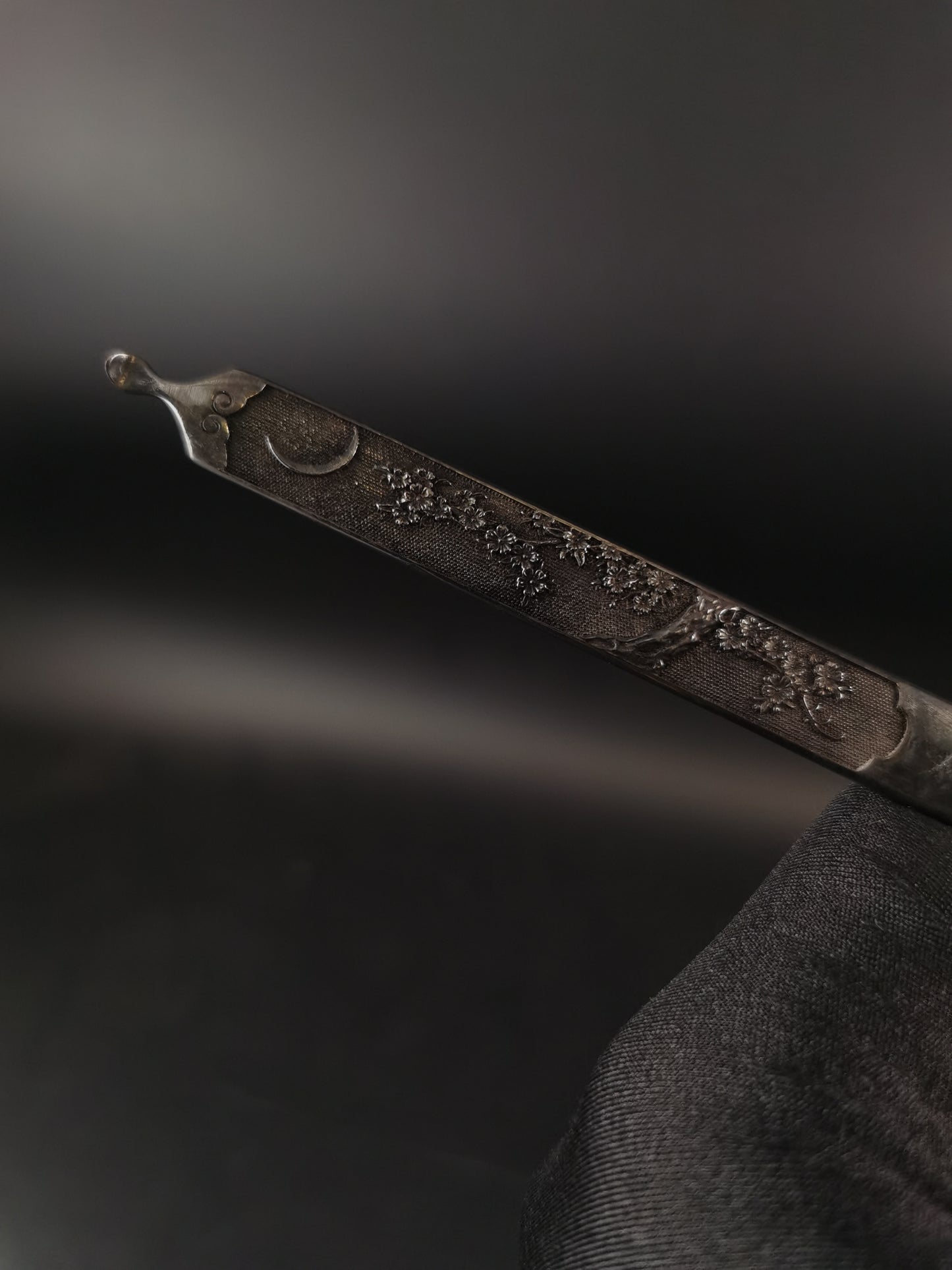 Japanese Type Mon and Cherry Blossoms Kogai for Wakzaishi and Tanto, Y160