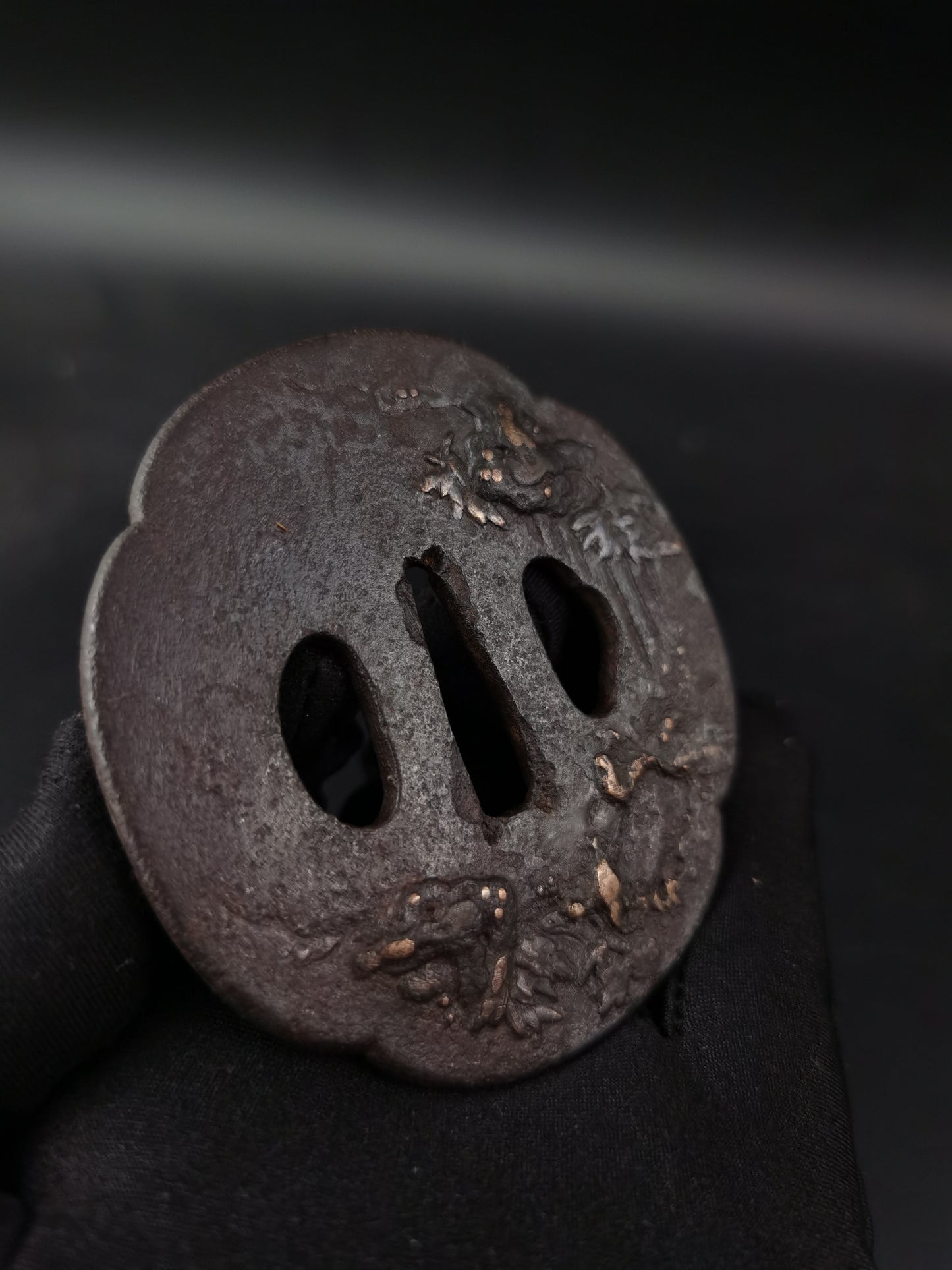 Japanese Two iron Tsuba for Wakziashi Special Offer Edo Period Antique A272