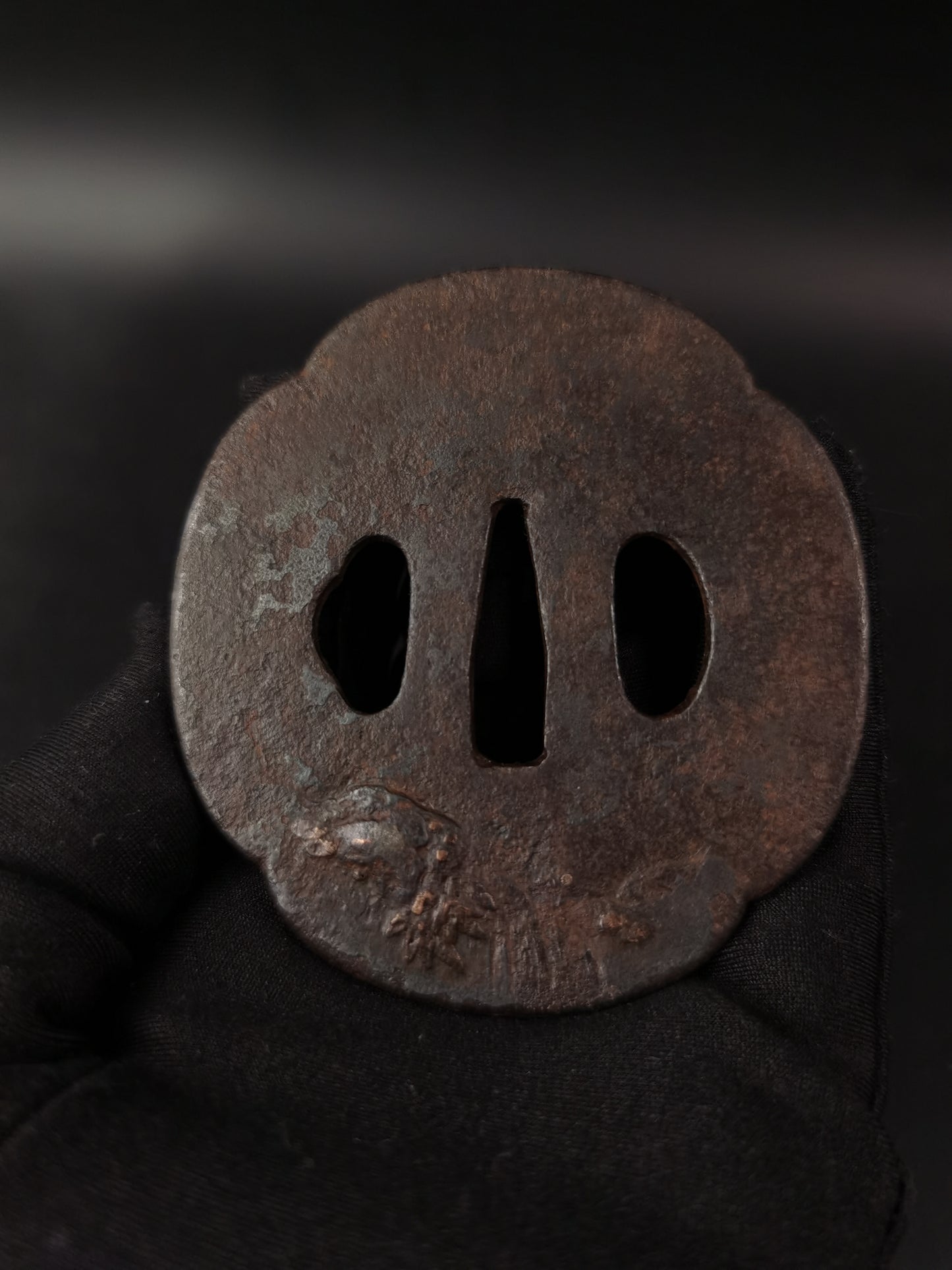 Japanese Two iron Tsuba for Wakziashi Special Offer Edo Period Antique A272
