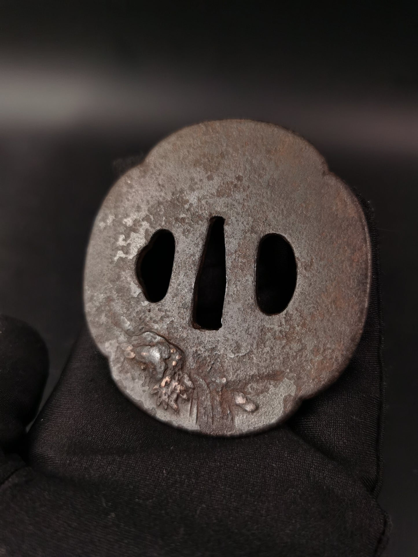Japanese Two iron Tsuba for Wakziashi Special Offer Edo Period Antique A272