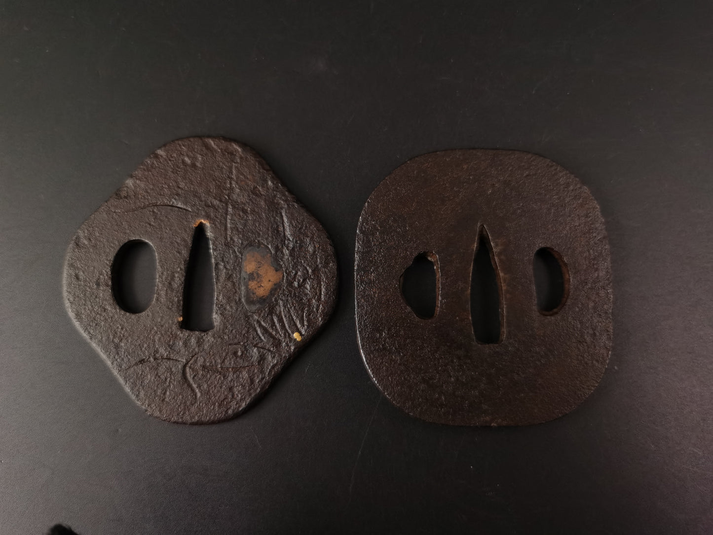 Japanese Two iron Tsuba for Wakziashi Special Offer Edo Period Antique A273