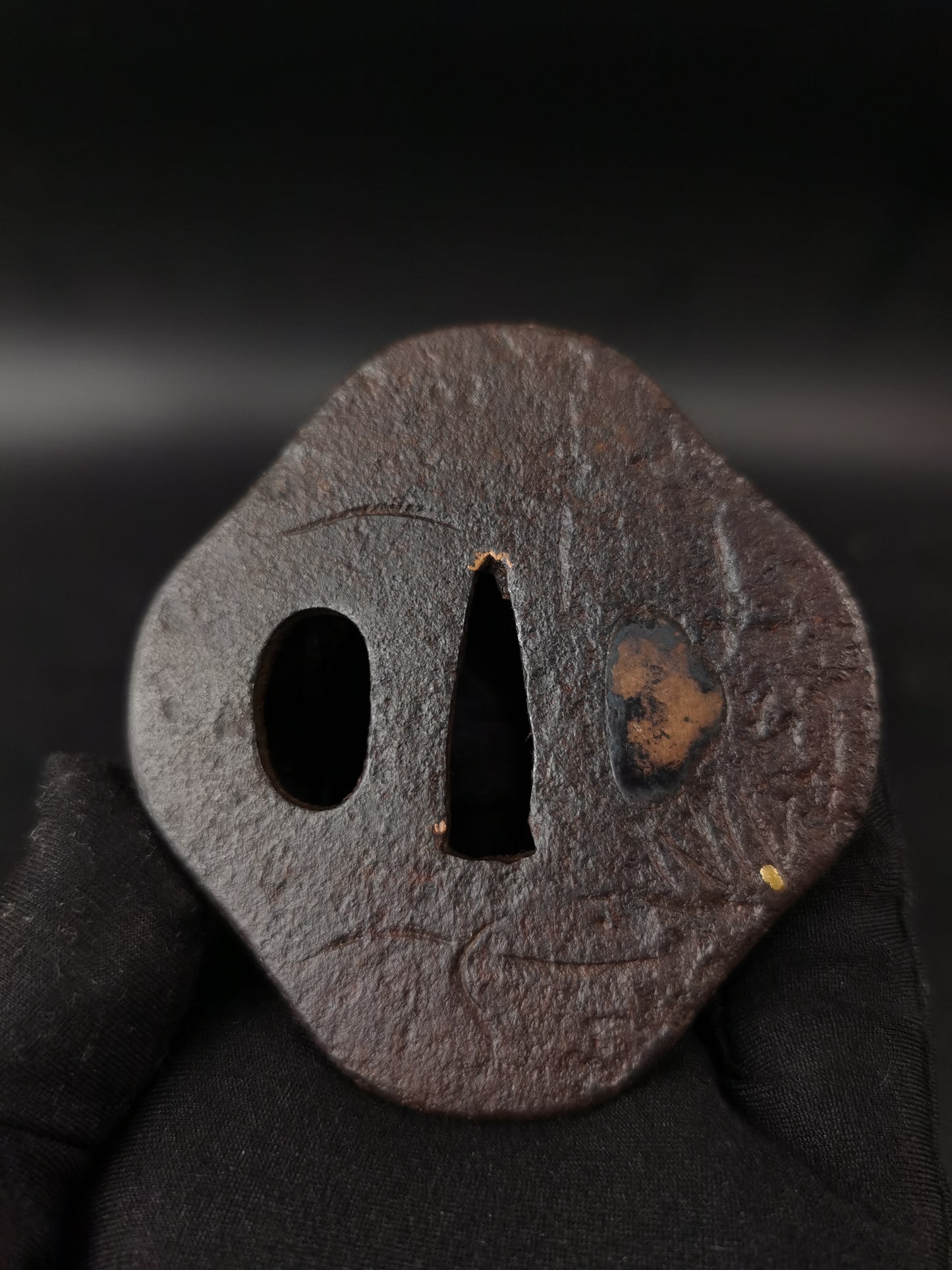 Japanese Two iron Tsuba for Wakziashi Special Offer Edo Period Antique A273
