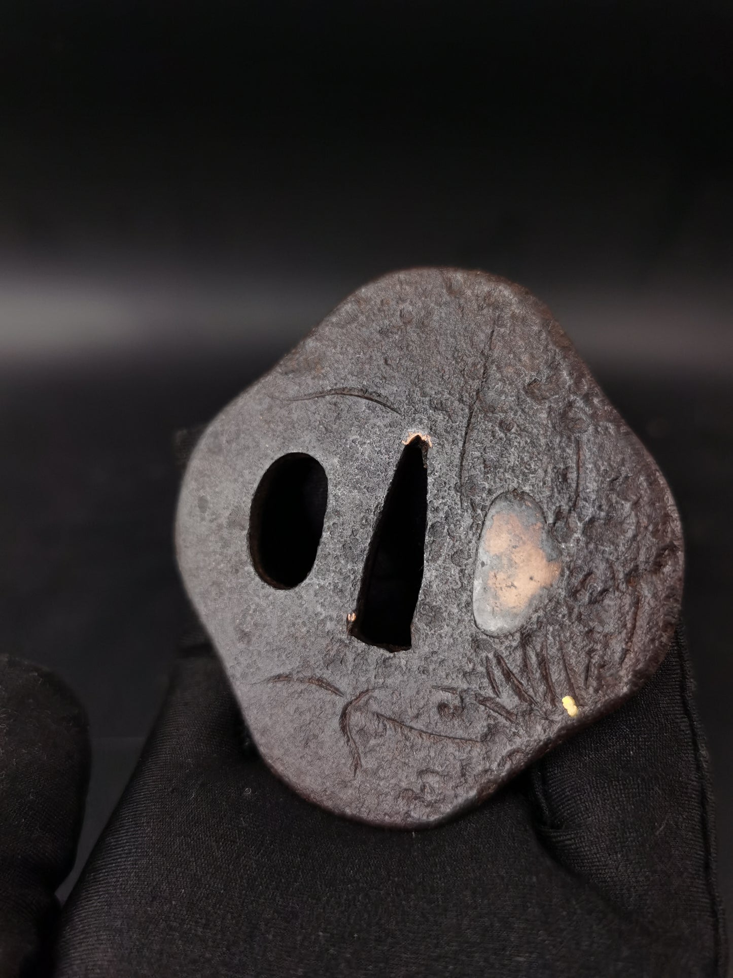 Japanese Two iron Tsuba for Wakziashi Special Offer Edo Period Antique A273