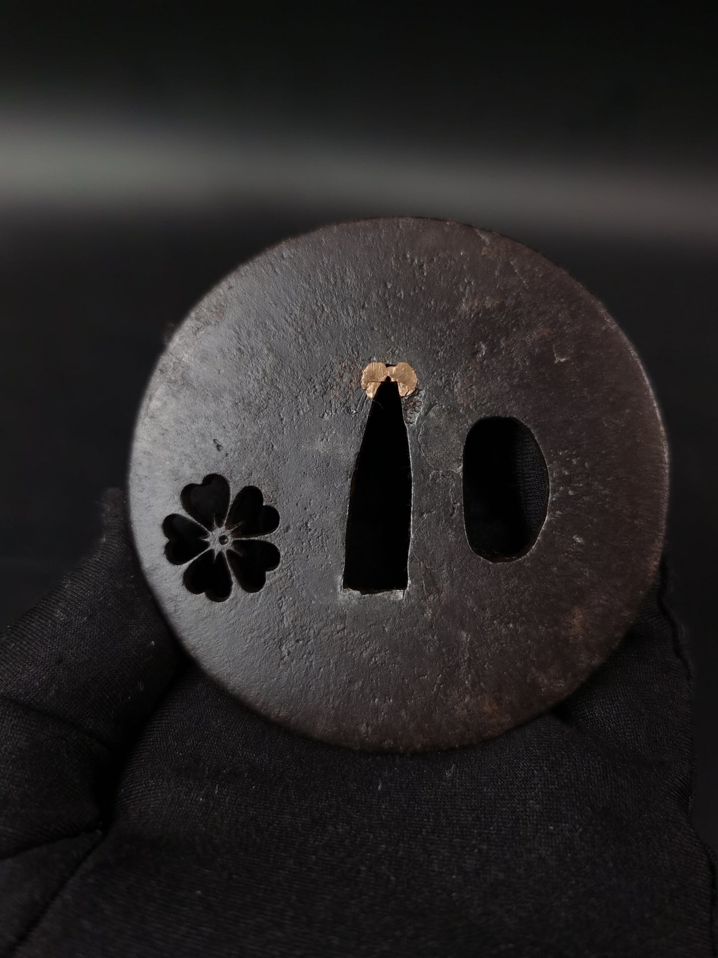 Japanese Cherry blossom Pattern Tsuba for Wakziashi Edo Period Antique A276