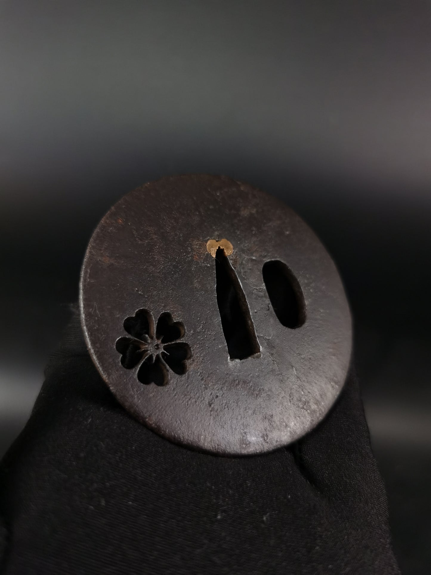 Japanese Cherry blossom Pattern Tsuba for Wakziashi Edo Period Antique A276