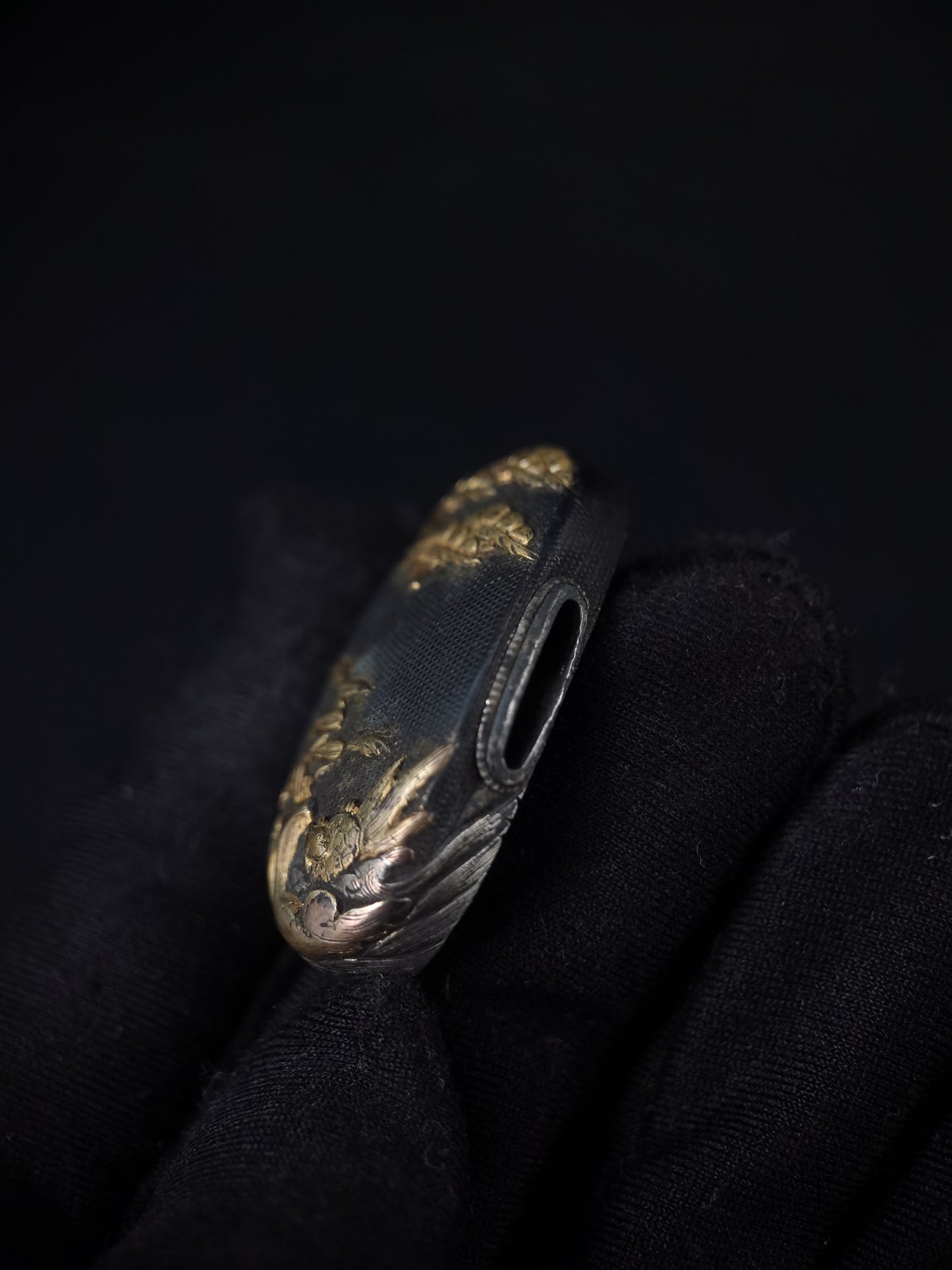 Japanese Wave and turtle Fuchi & Kashira for Katana Edo Period Antique B160