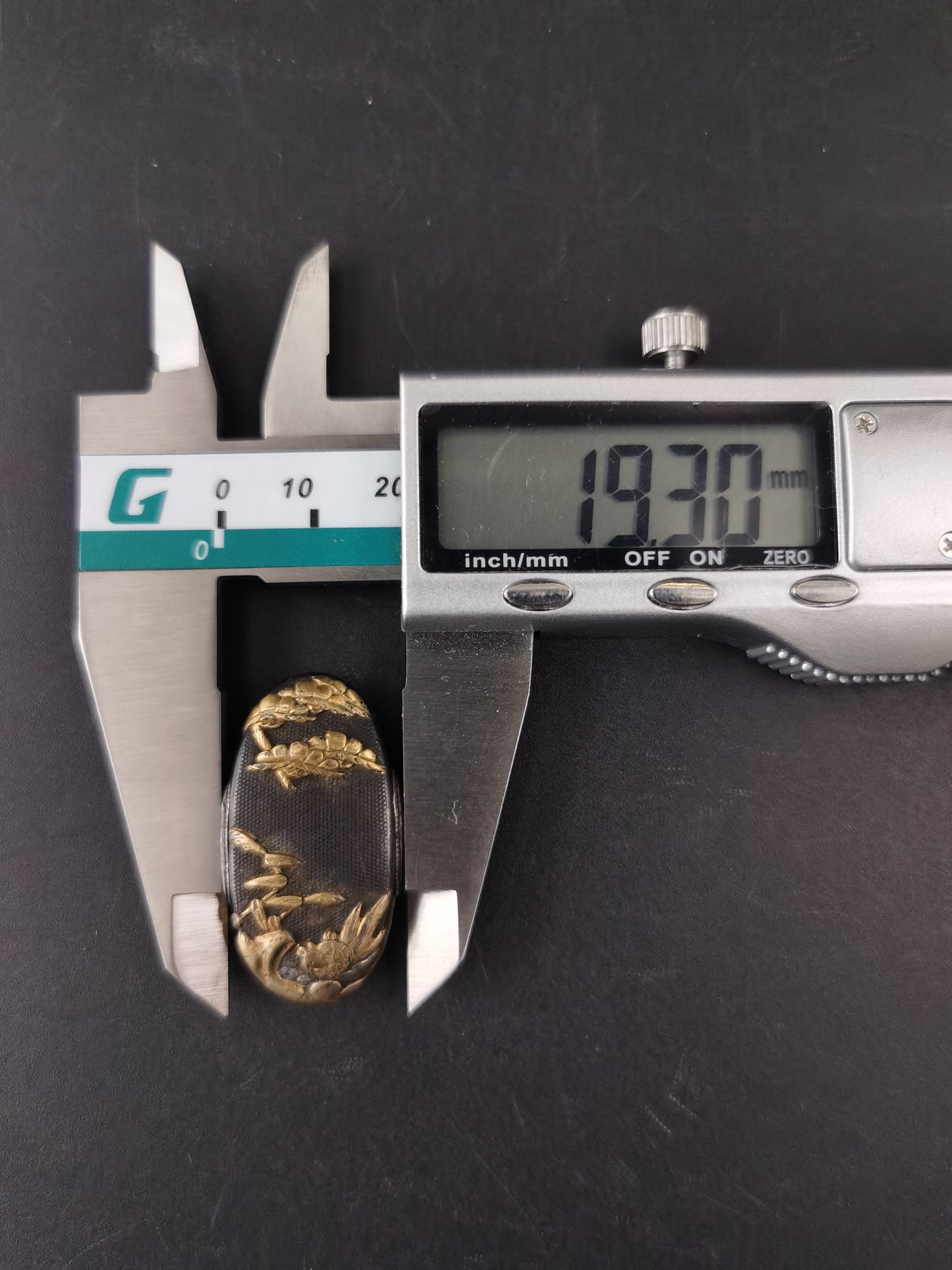 Japanese Wave and turtle Fuchi & Kashira for Katana Edo Period Antique B160