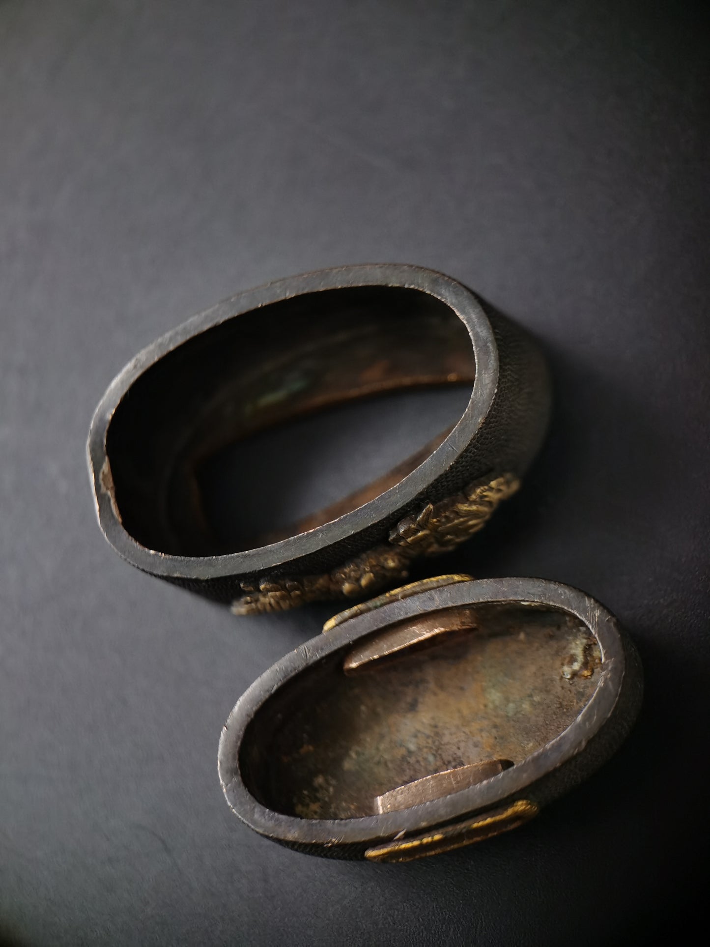 Japanese Lion Dog Fuchi & Kashira for Wakziashi Edo Period Antique B165