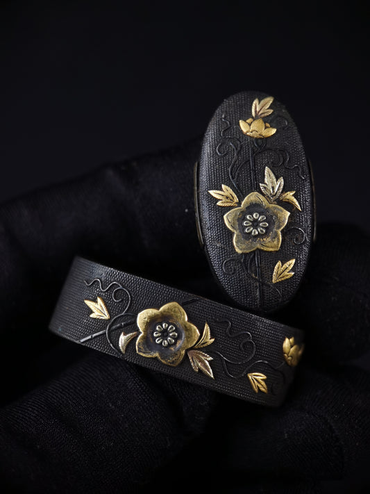 Japanese Morning glory Fuchi & Kashira for Katana and Wakziashi Edo Period Antiqeu B166