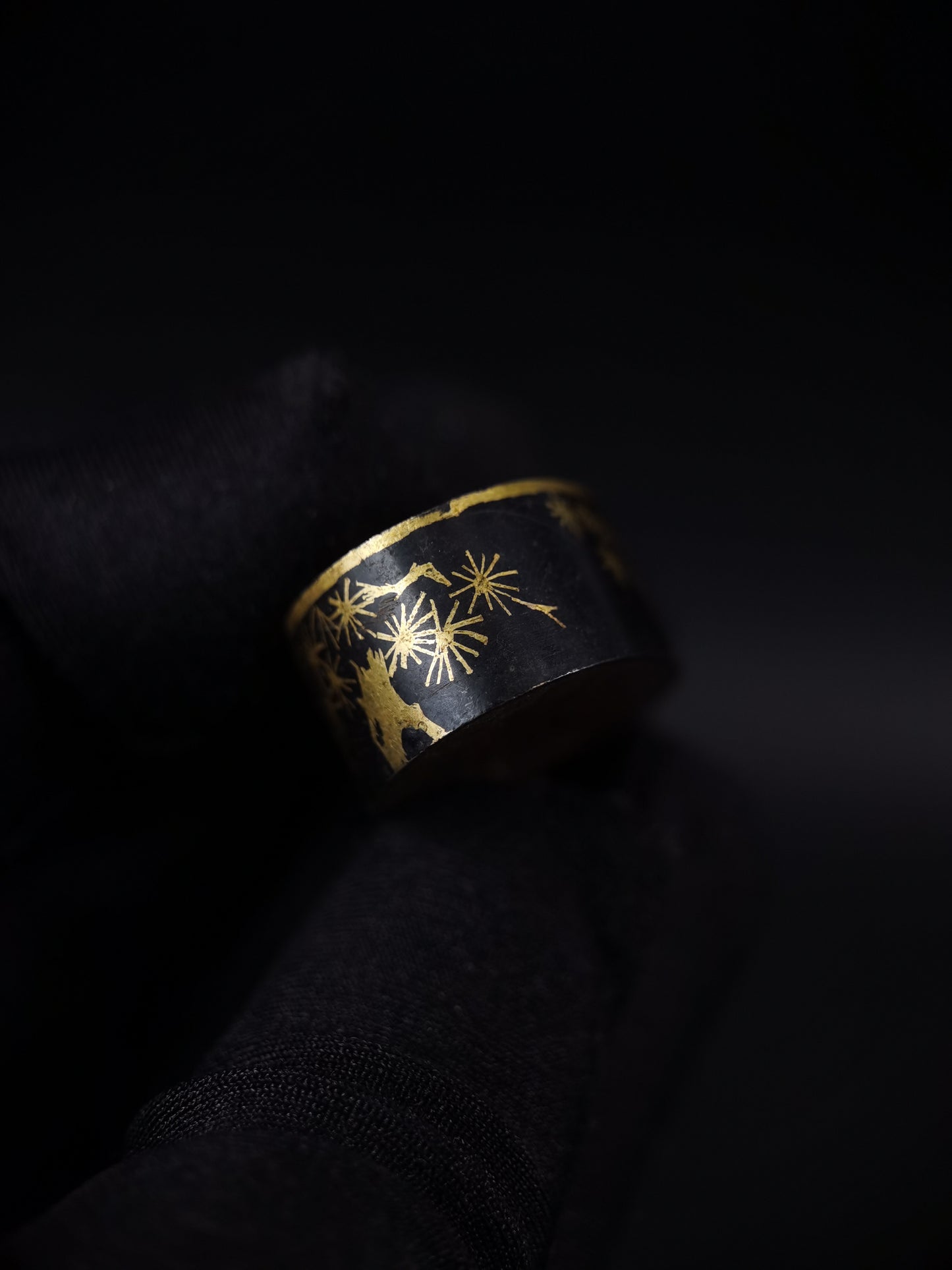 Japanese Pine and Moon Fuchi & Kashira for Katana Edo Period Antique B168