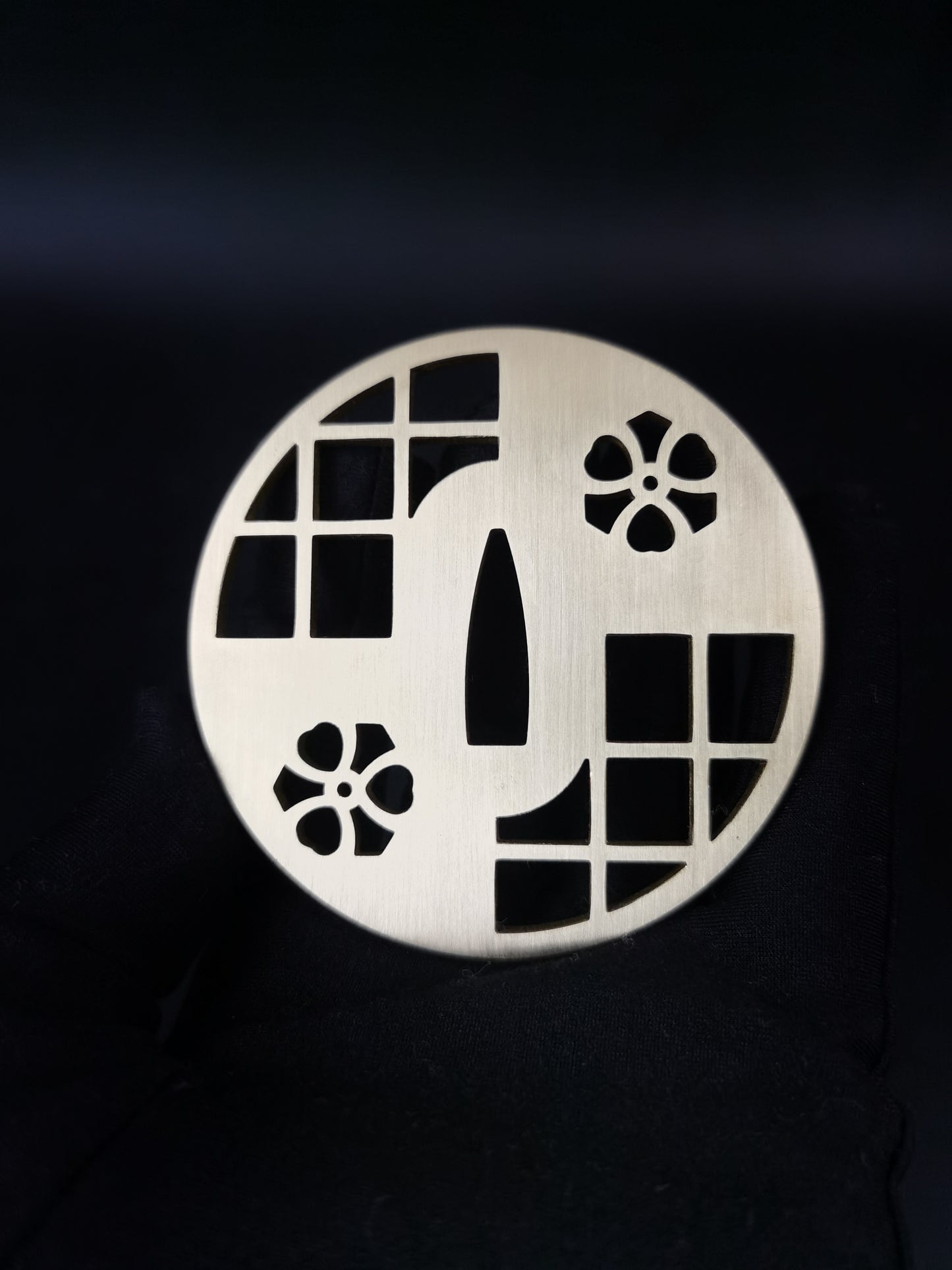 Japanese Sword & Clover Pattern Sukashi Tsuba for Katana Wakziashi, X026