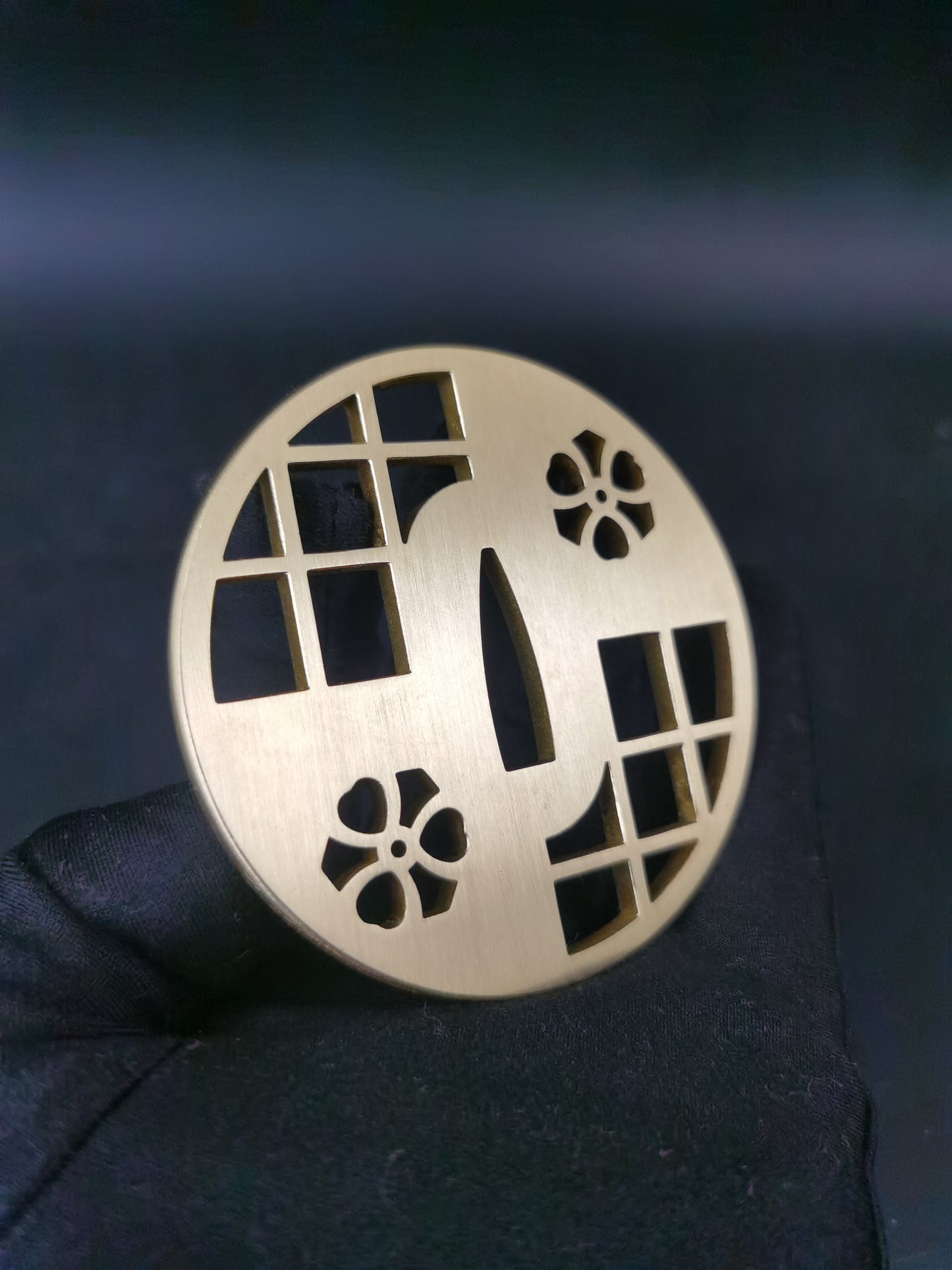 Japanese Sword & Clover Pattern Sukashi Tsuba for Katana Wakziashi, X026