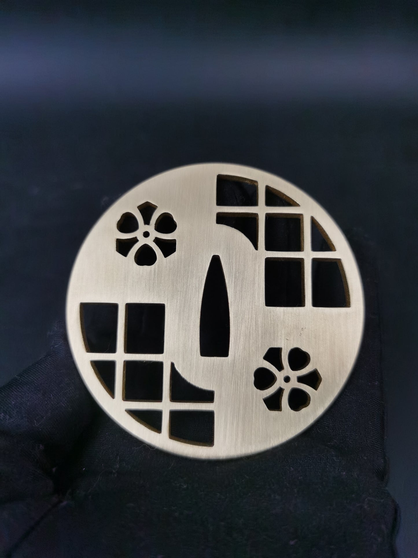 Japanese Sword & Clover Pattern Sukashi Tsuba for Katana Wakziashi, X026