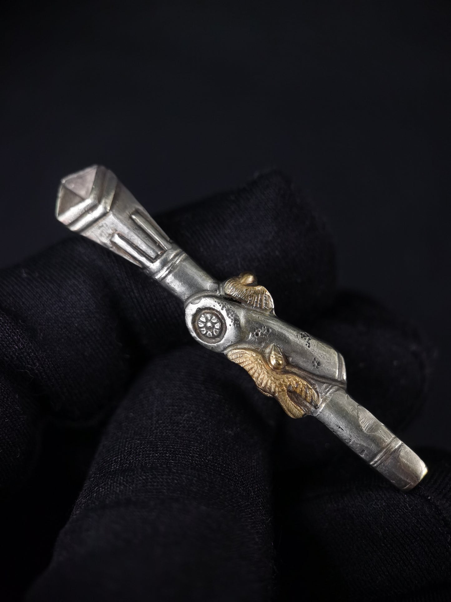 Japanese Type Resting Birds & Ancient Cannon Barrel Menuki for Katana Wakziashi Y054