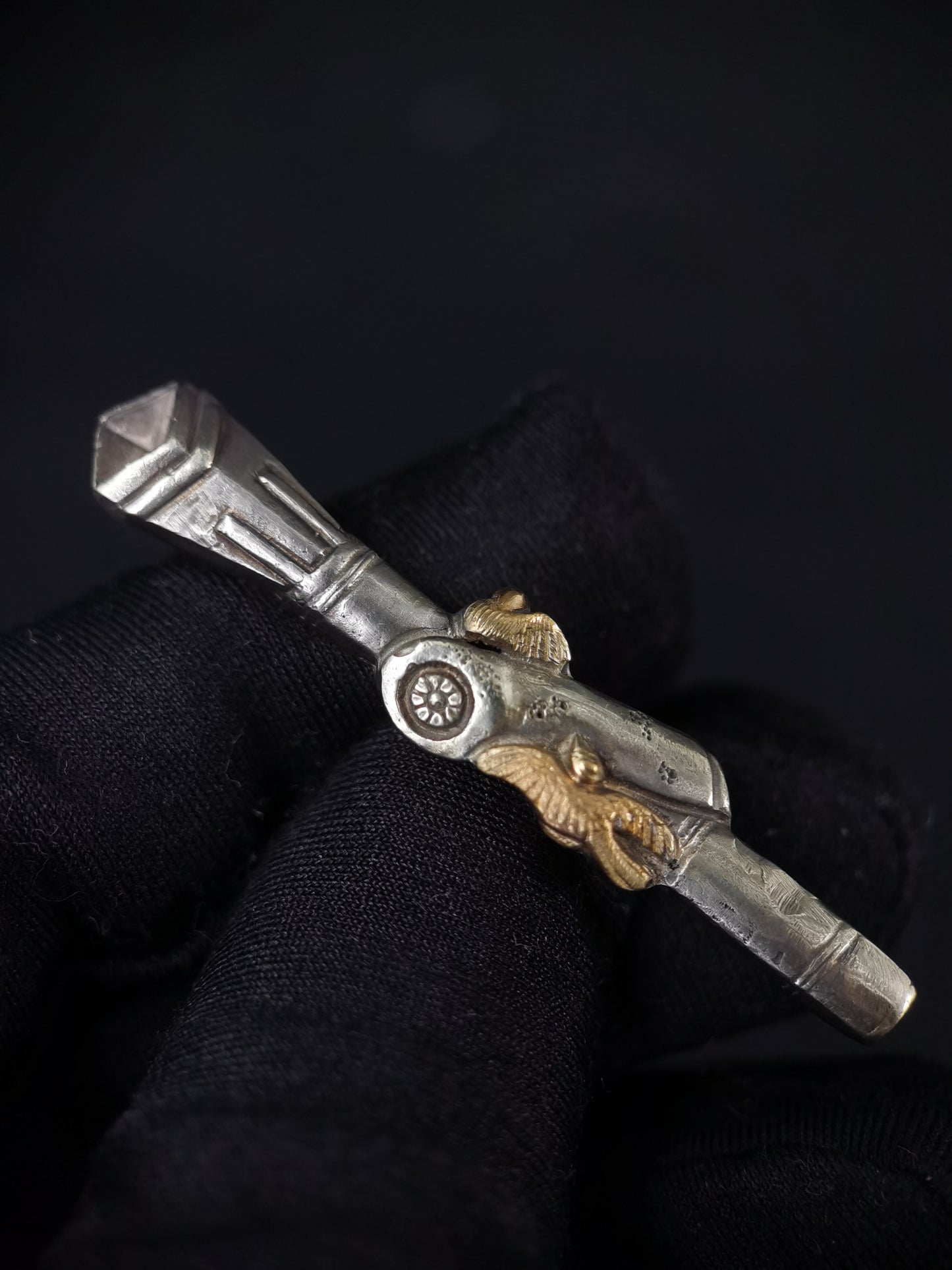 Japanese Type Resting Birds & Ancient Cannon Barrel Menuki for Katana Wakziashi Y054