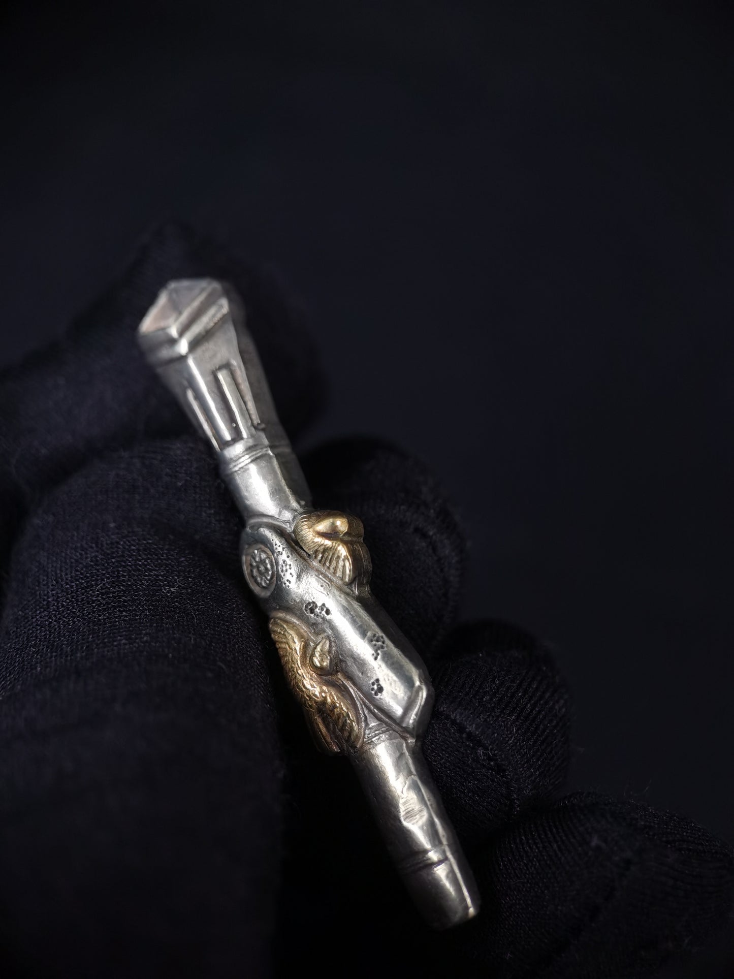 Japanese Type Resting Birds & Ancient Cannon Barrel Menuki for Katana Wakziashi Y054