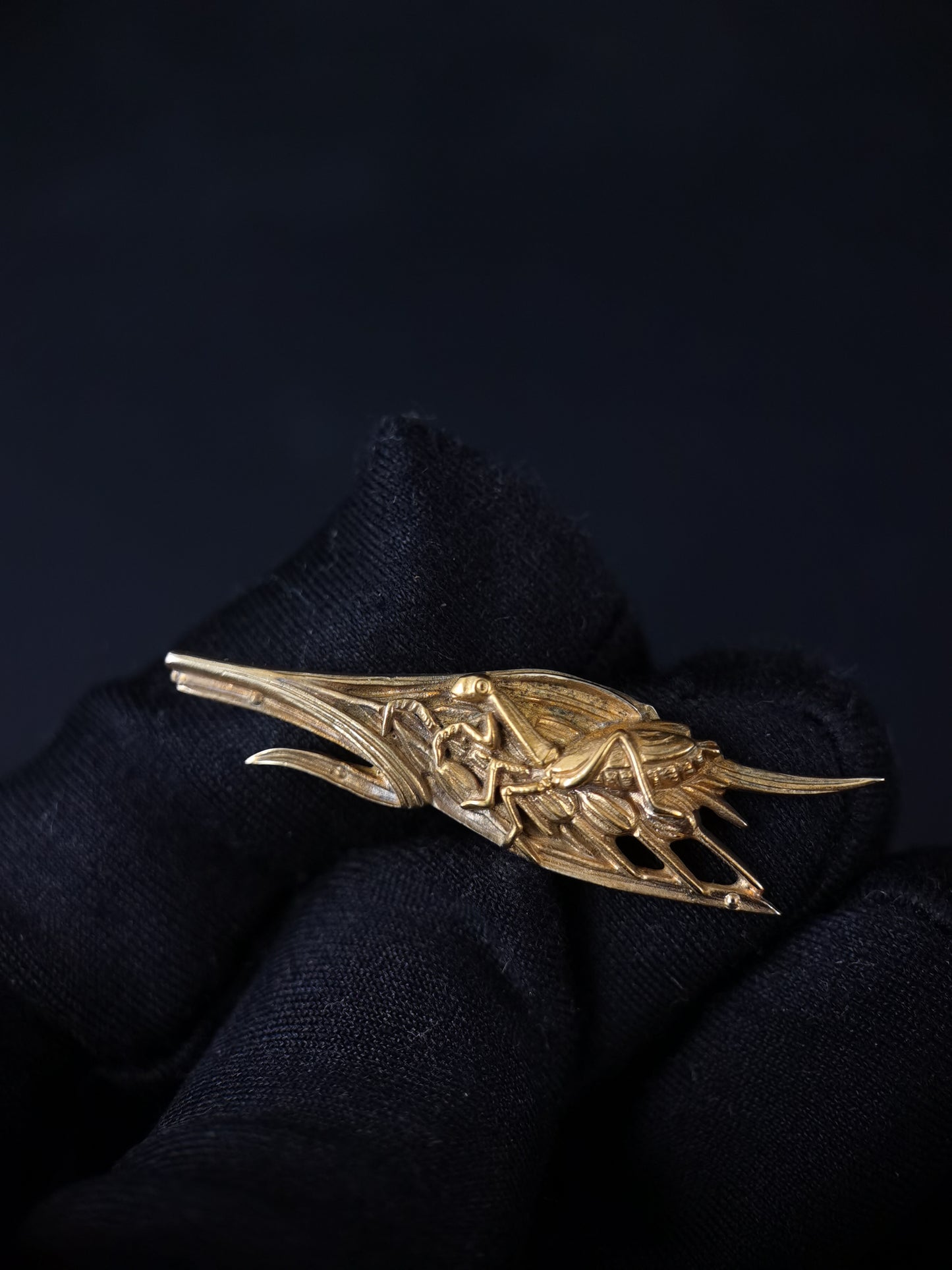 Japanese Type Wheat ear mantis Pattern Menuki for Katana wakziashi and Tanto, Y150