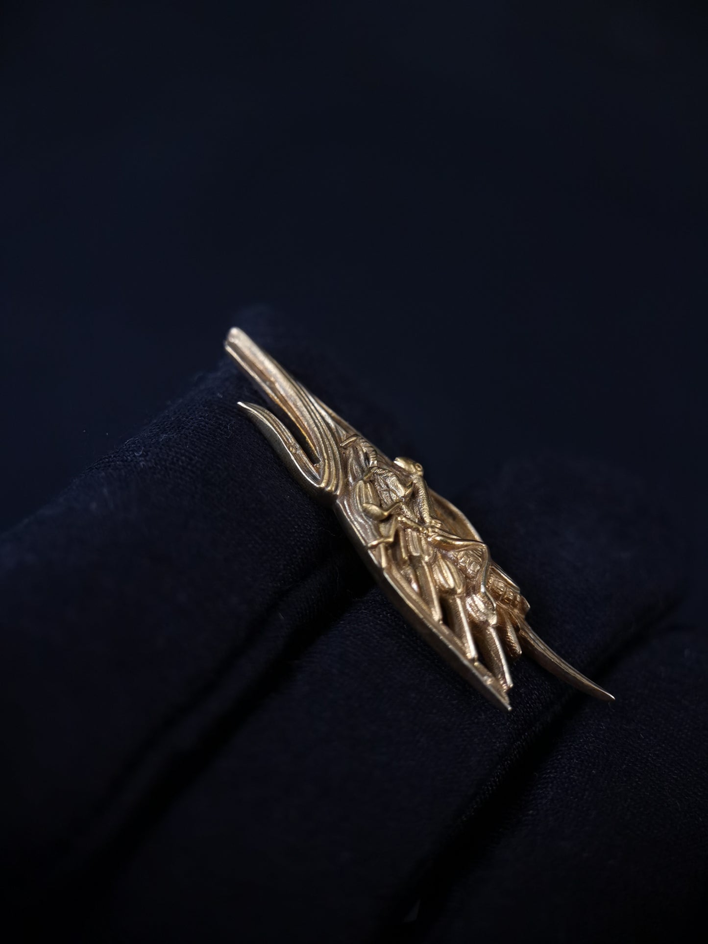 Japanese Type Wheat ear mantis Pattern Menuki for Katana wakziashi and Tanto, Y150