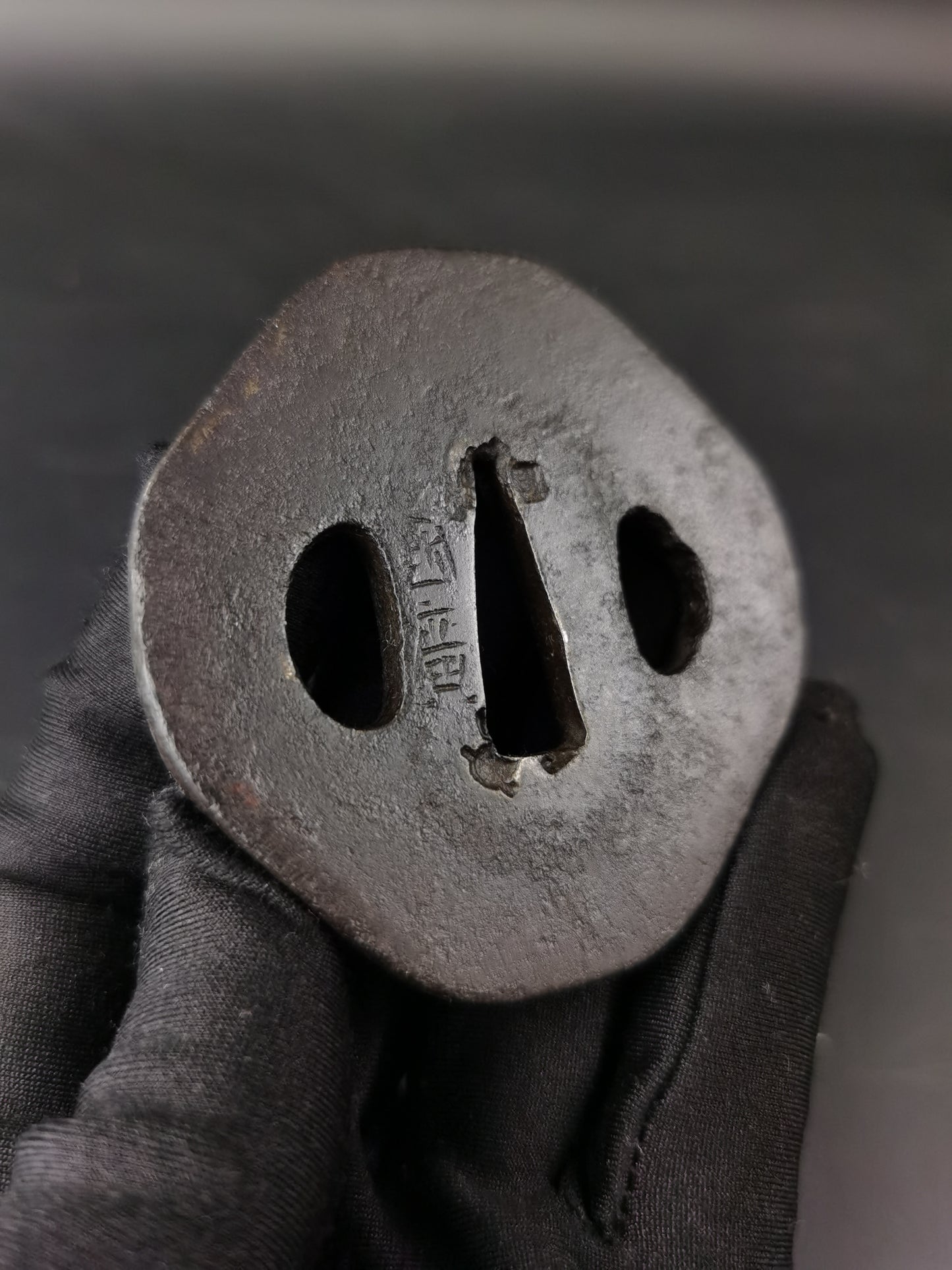 Japanese Type plain iron Tsuba for Wakziashi Edo Period Antique A287