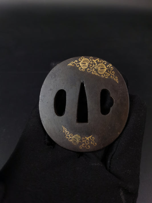 Japanese Type Sunflower leaves Tsuba for Wakziashi Edo Period Antique A290