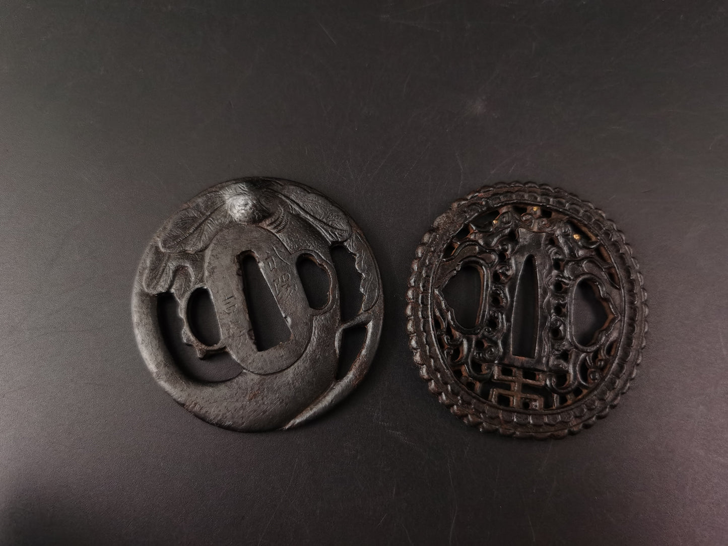 Japanese Carrot pattern and dragon patternTsuba for Wakziashi and Tanto A296