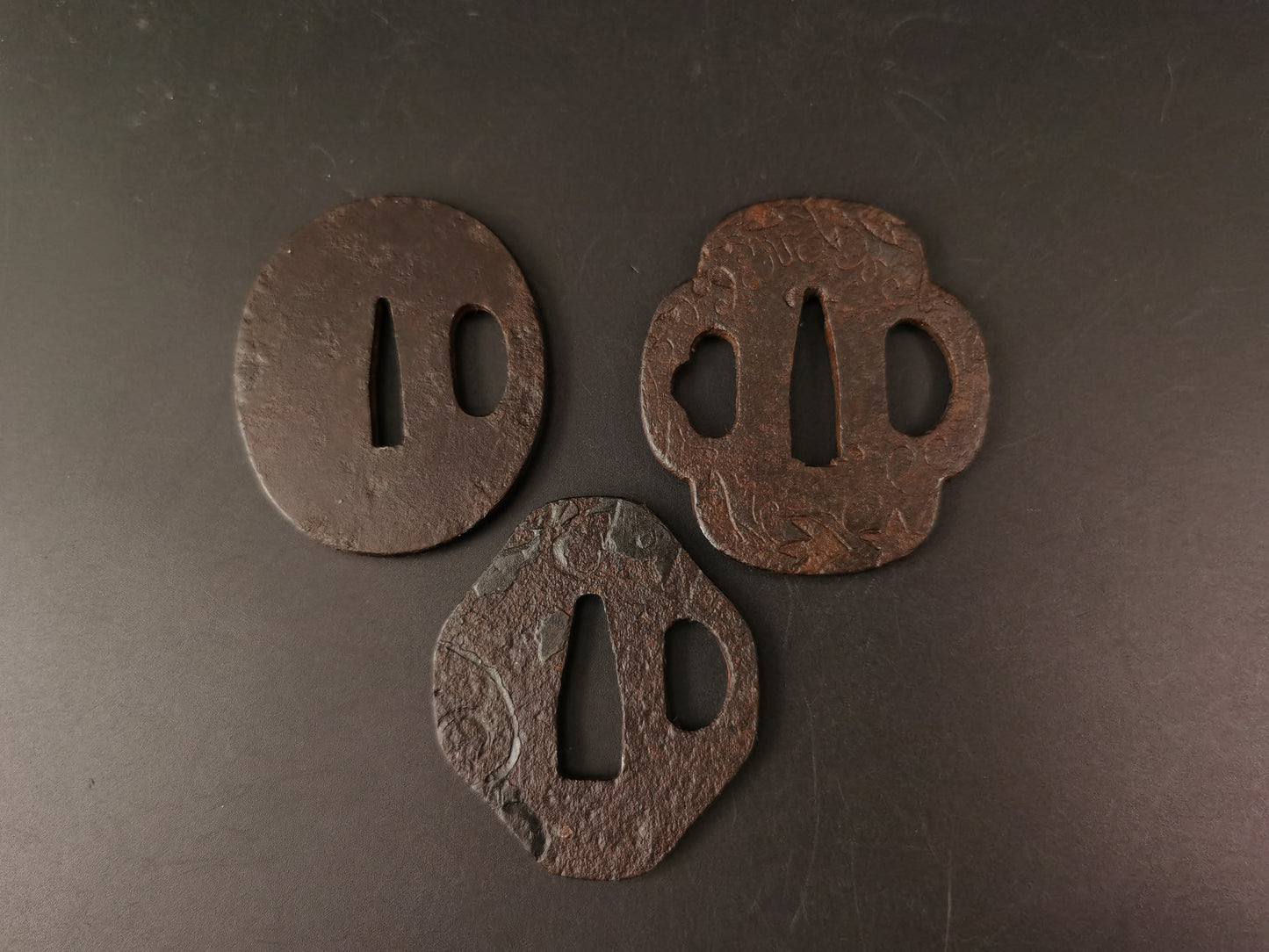 Japanese Three iron Special offer Tsuba for Wakziashi and Tanto Edo Period Antique A297