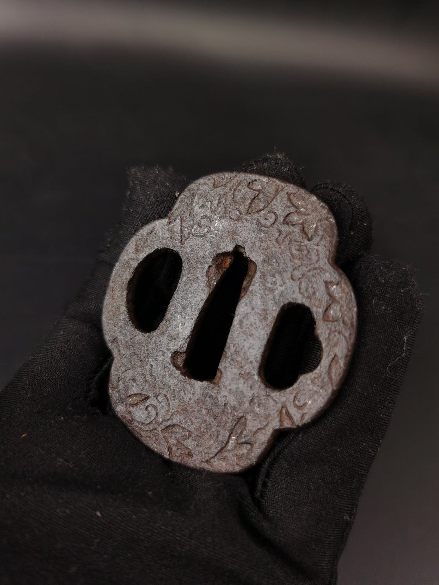 Japanese Three iron Special offer Tsuba for Wakziashi and Tanto Edo Period Antique A297