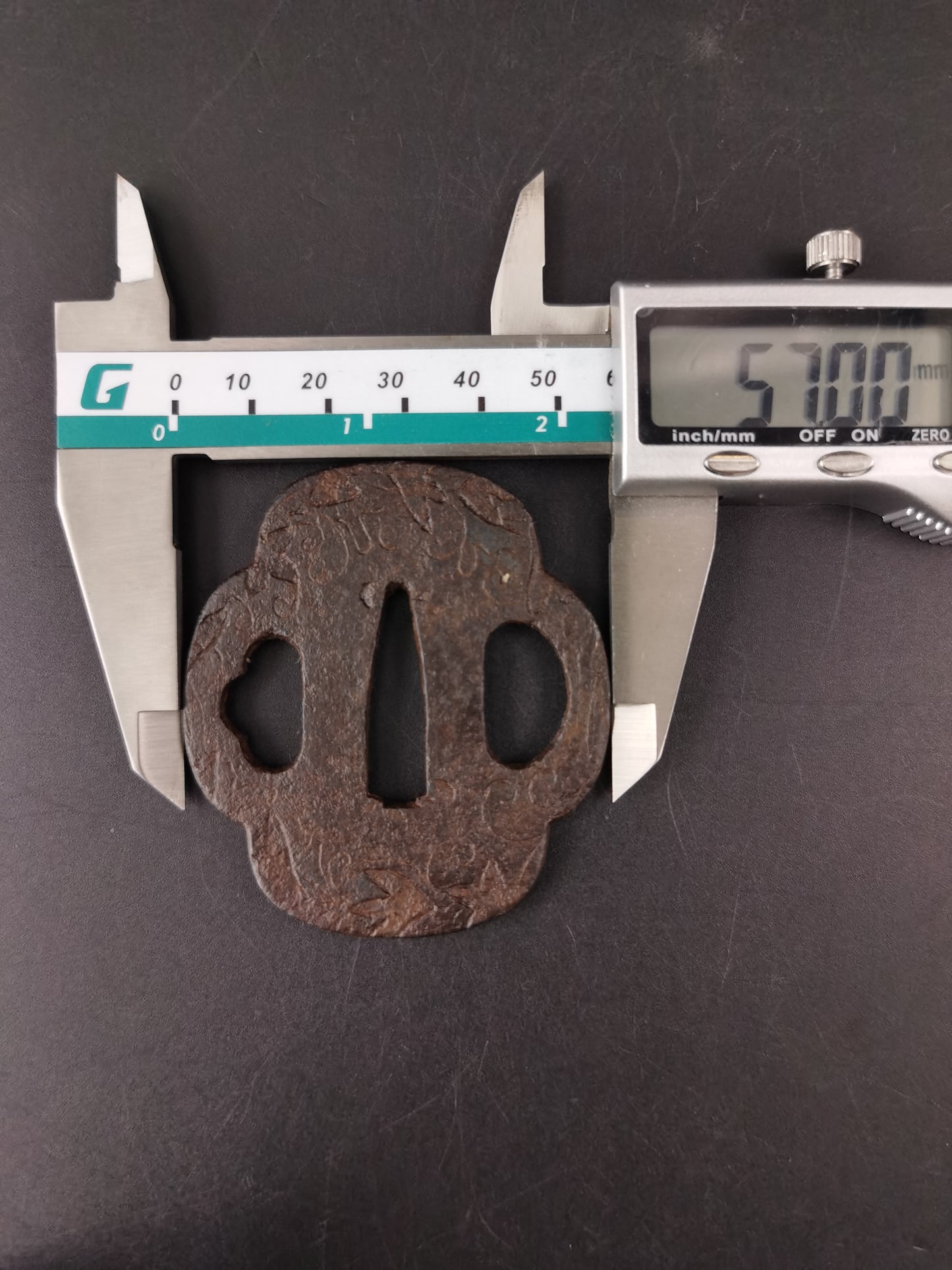 Japanese Three iron Special offer Tsuba for Wakziashi and Tanto Edo Period Antique A297