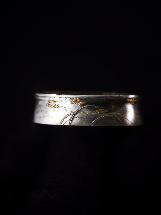 Japanese Reeds Under Moon Pattern Single Fuchi for Katana Wakziashi Edo Period Antique F197