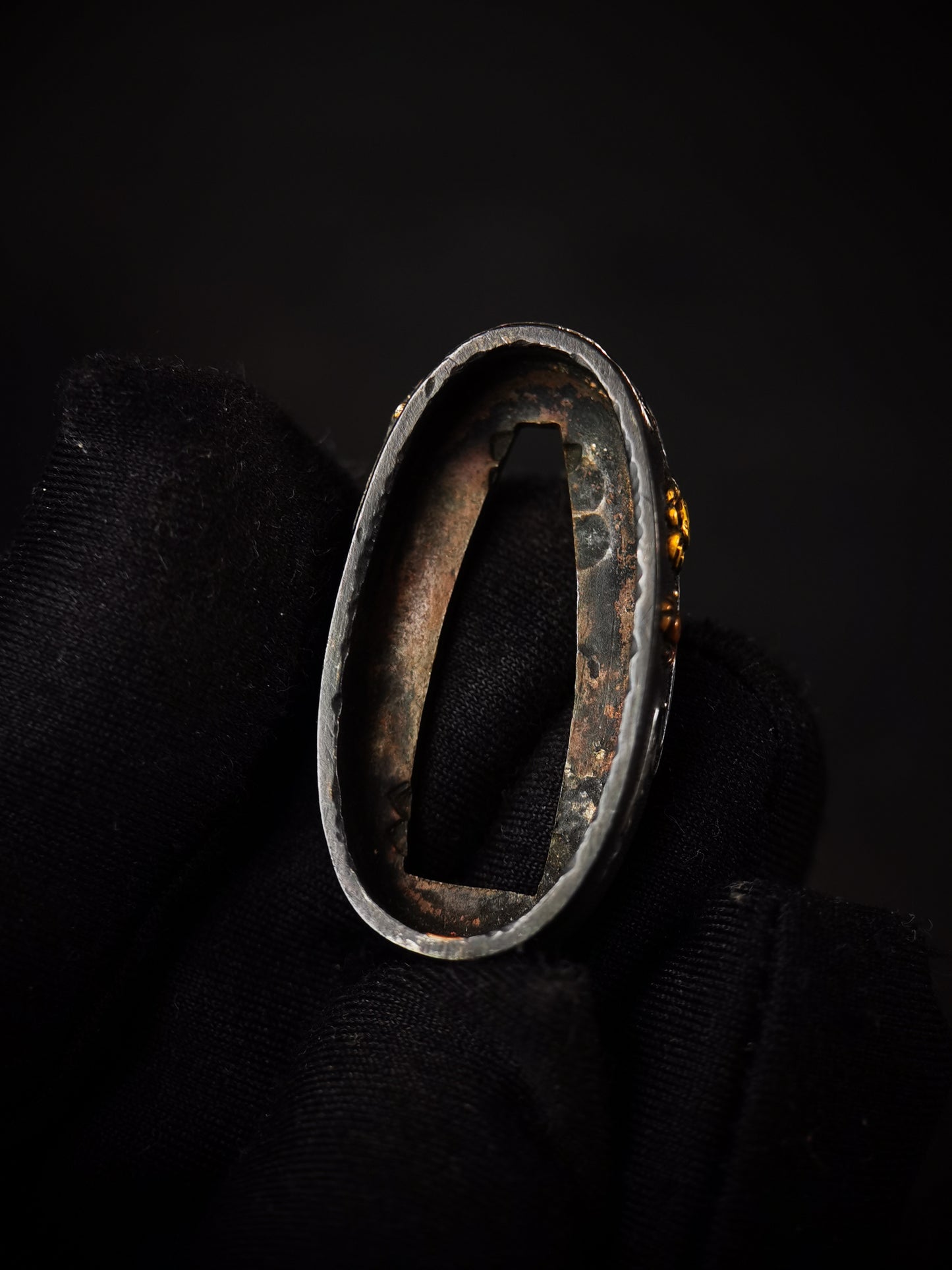 Japanese Crabs in Flowing Water Pattern Single Fuchi for Katana Wakziashi Edo Period Antique F200