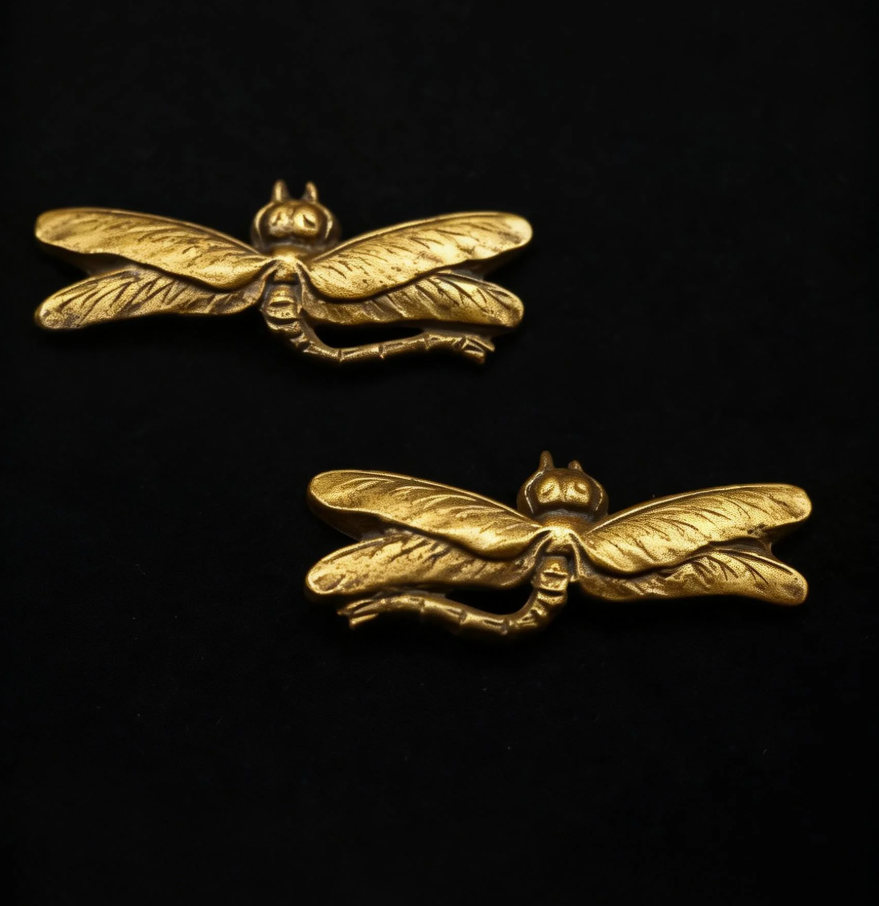 Japanese Type Dragonfly Menuki for Wakziashi and Tanto, Dragonfly Pattern Y121