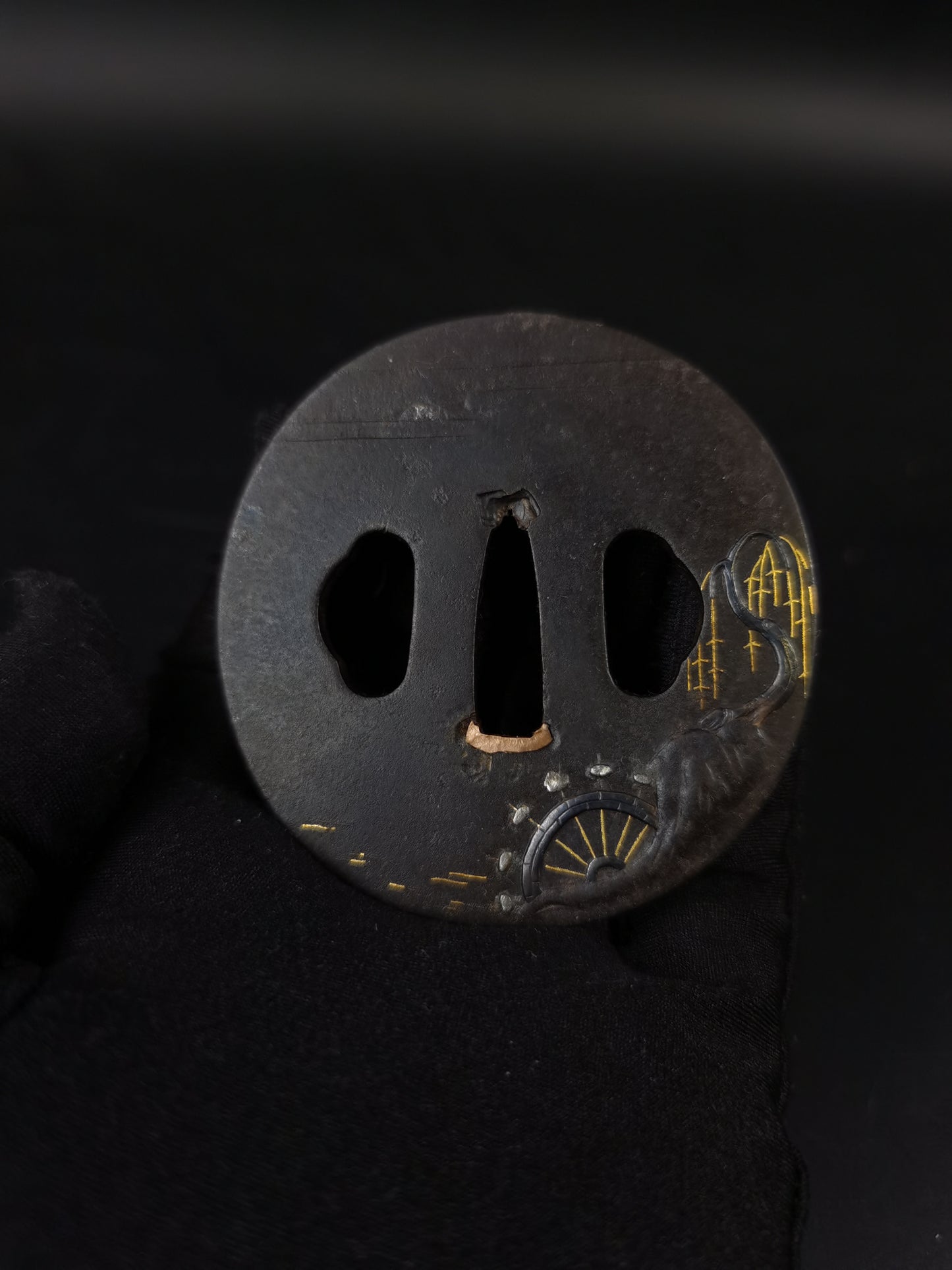 Japanese Yangliu Bank and Waterwheel Pattern Tsuba for Wakzaishi Edo Period Antique A301