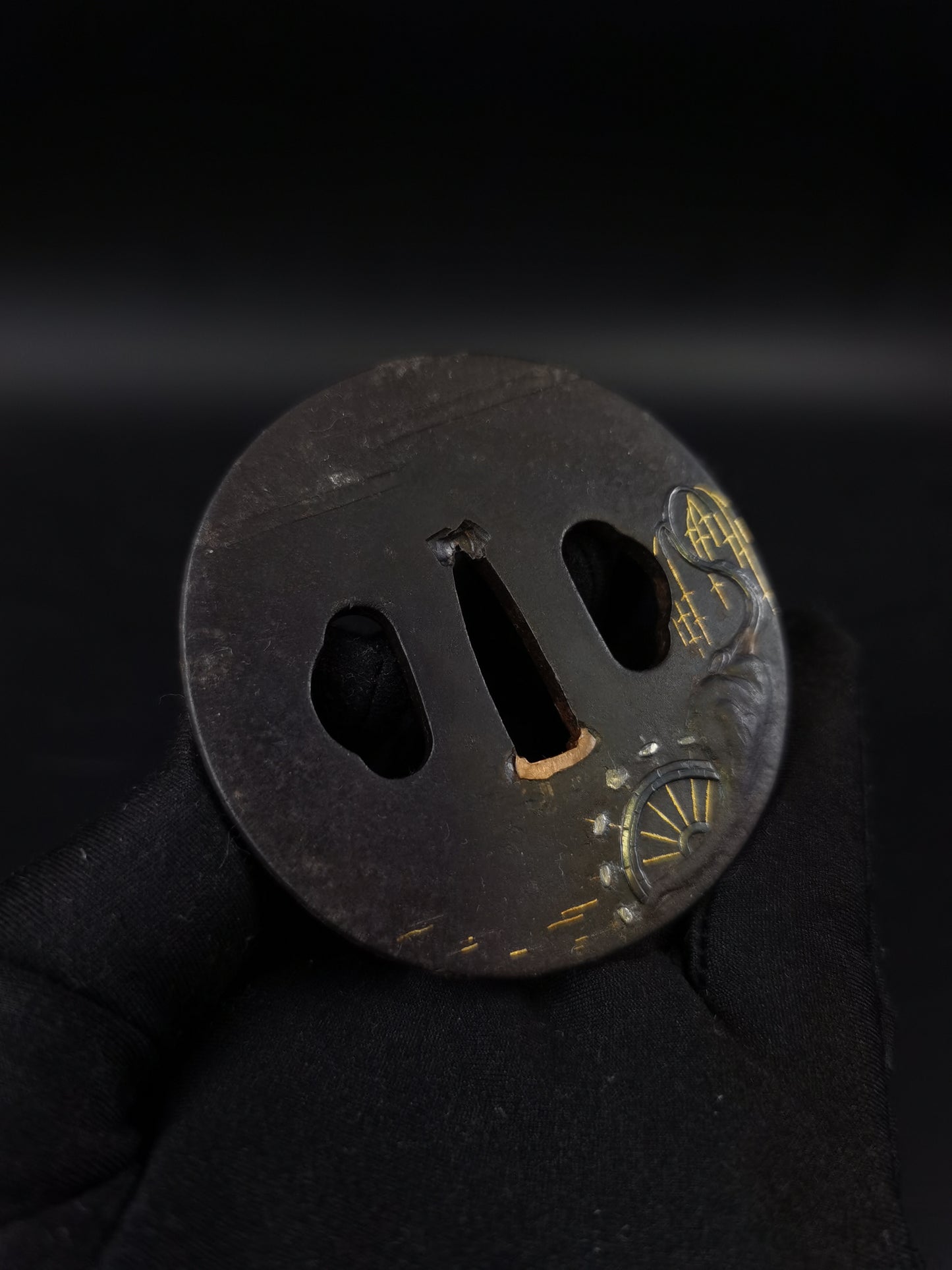 Japanese Yangliu Bank and Waterwheel Pattern Tsuba for Wakzaishi Edo Period Antique A301