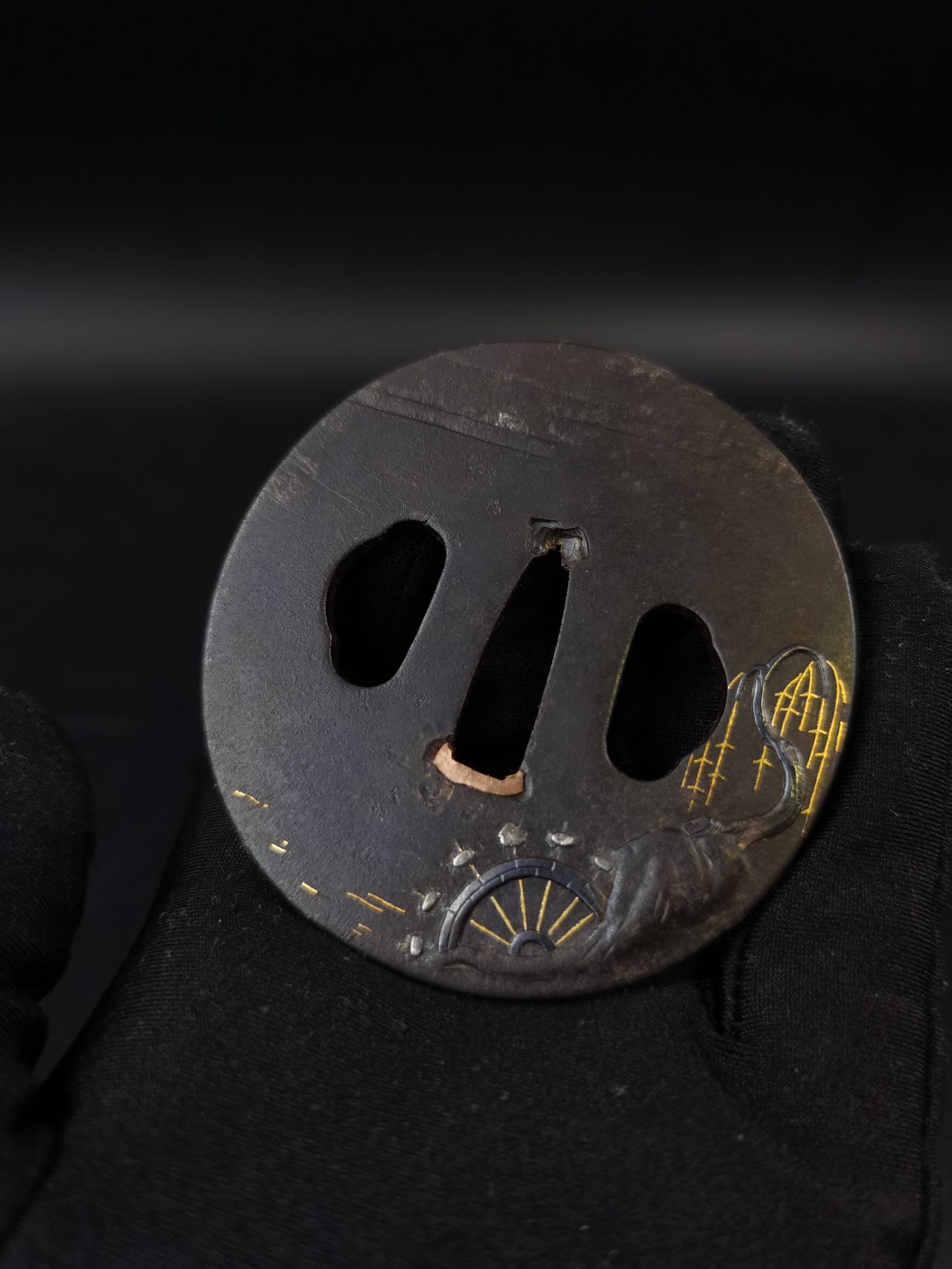Japanese Yangliu Bank and Waterwheel Pattern Tsuba for Wakzaishi Edo Period Antique A301