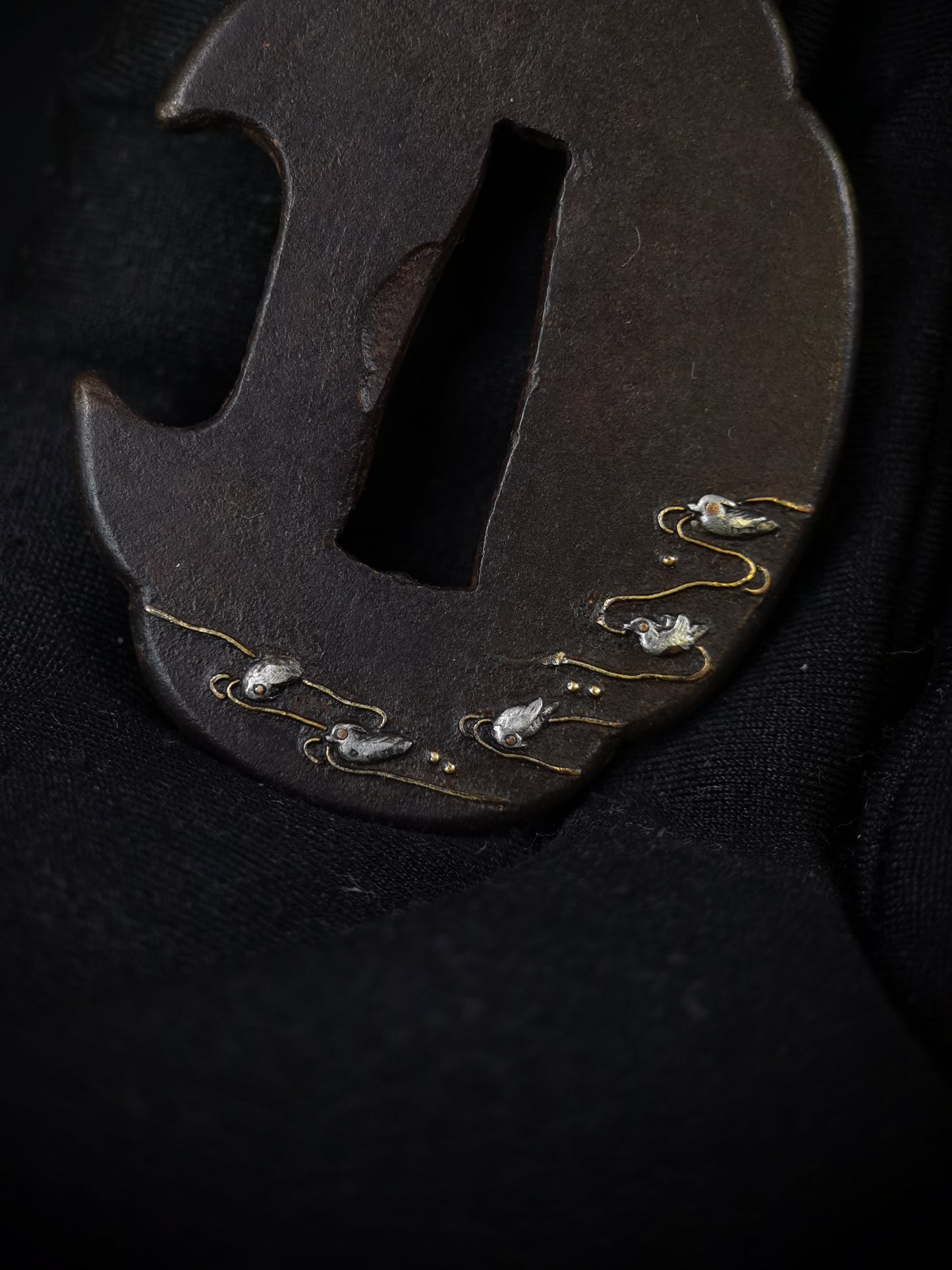 Japanese Flowing Water and Mandarin Ducks Pattern Tsuba for Tanto Edo Period Antique A302