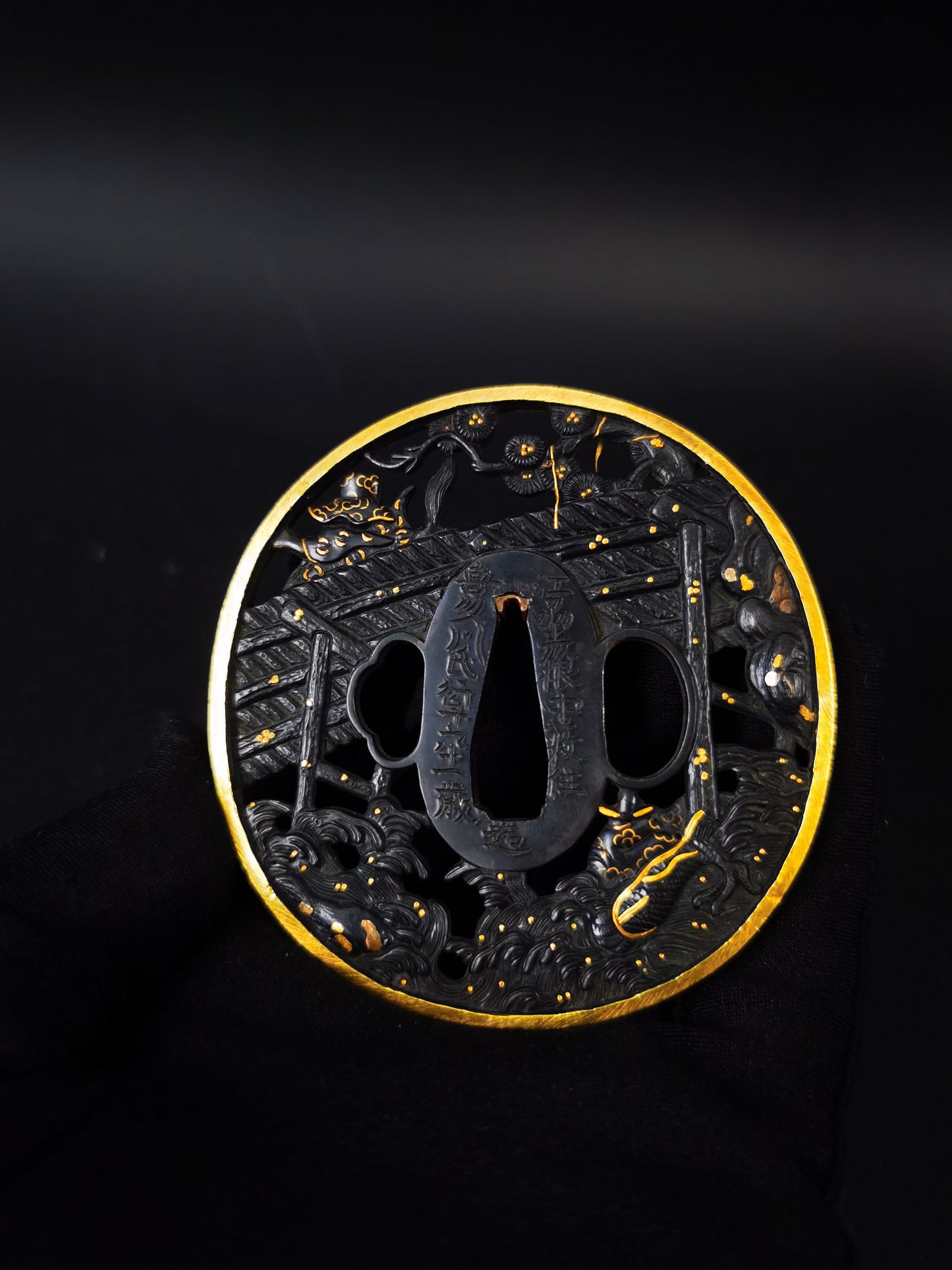 Japanese Geqiao Picking Shoes Pattern Tsuba for Katana and Wakziashi Edo Period Antique A305