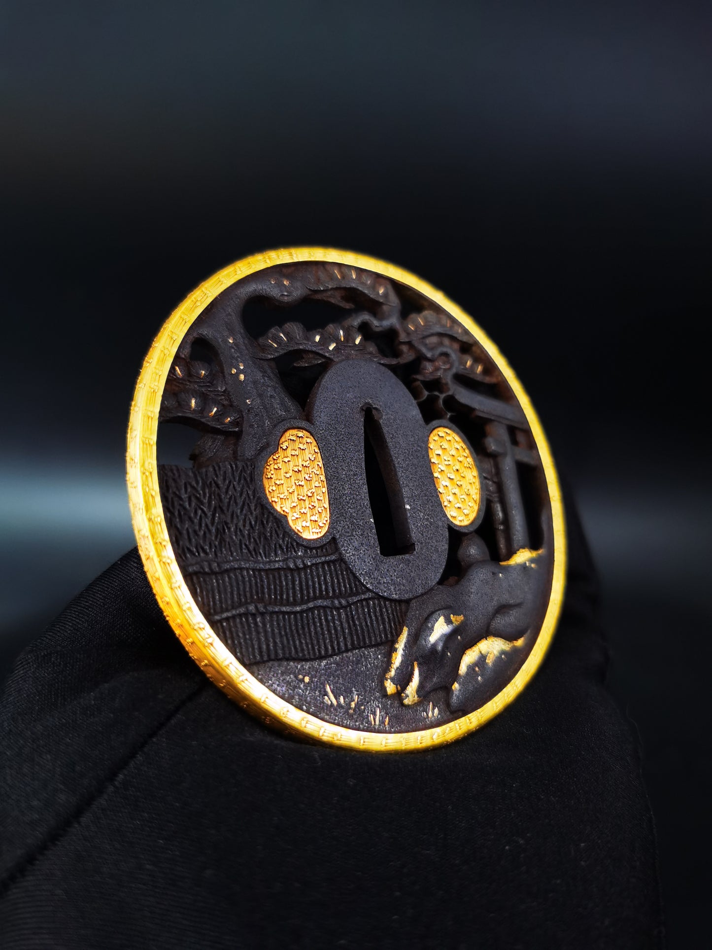 Japanese Kurama Horsefall Pattern Tsuba for Katana and Wakziashi Edo Period Antique A307