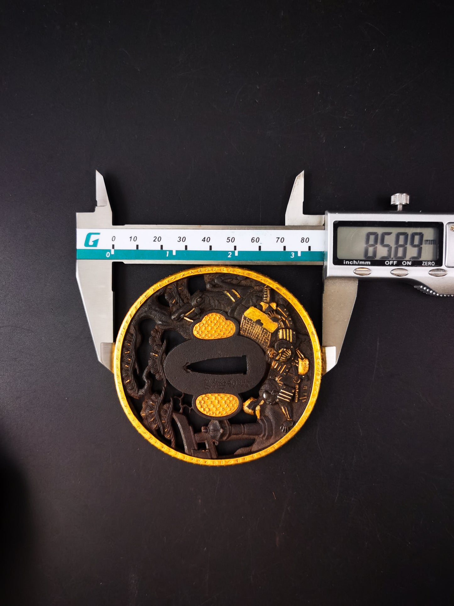 Japanese Kurama Horsefall Pattern Tsuba for Katana and Wakziashi Edo Period Antique A307