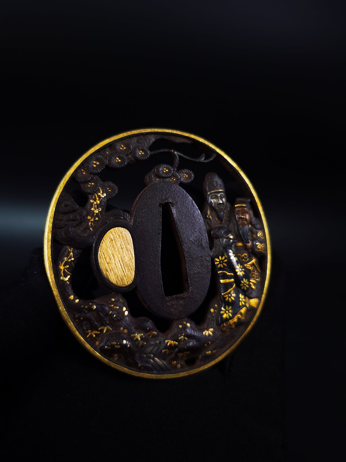 Japanese the Three Sworn Brothers Pattern Tsuba for Katana and Wakziashi Edo Period Antique A308